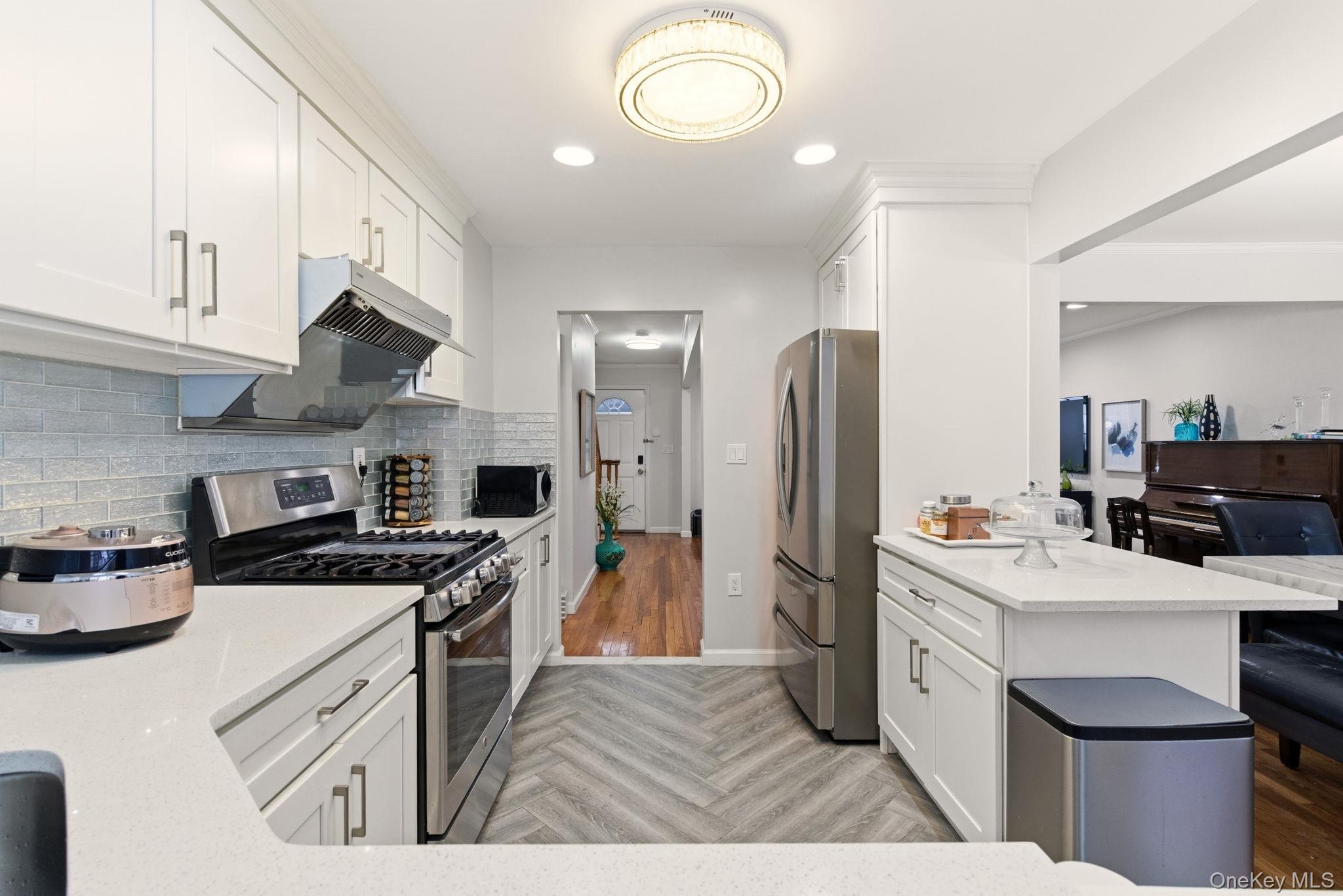 225 Willets Lane, Jericho, NY 11753