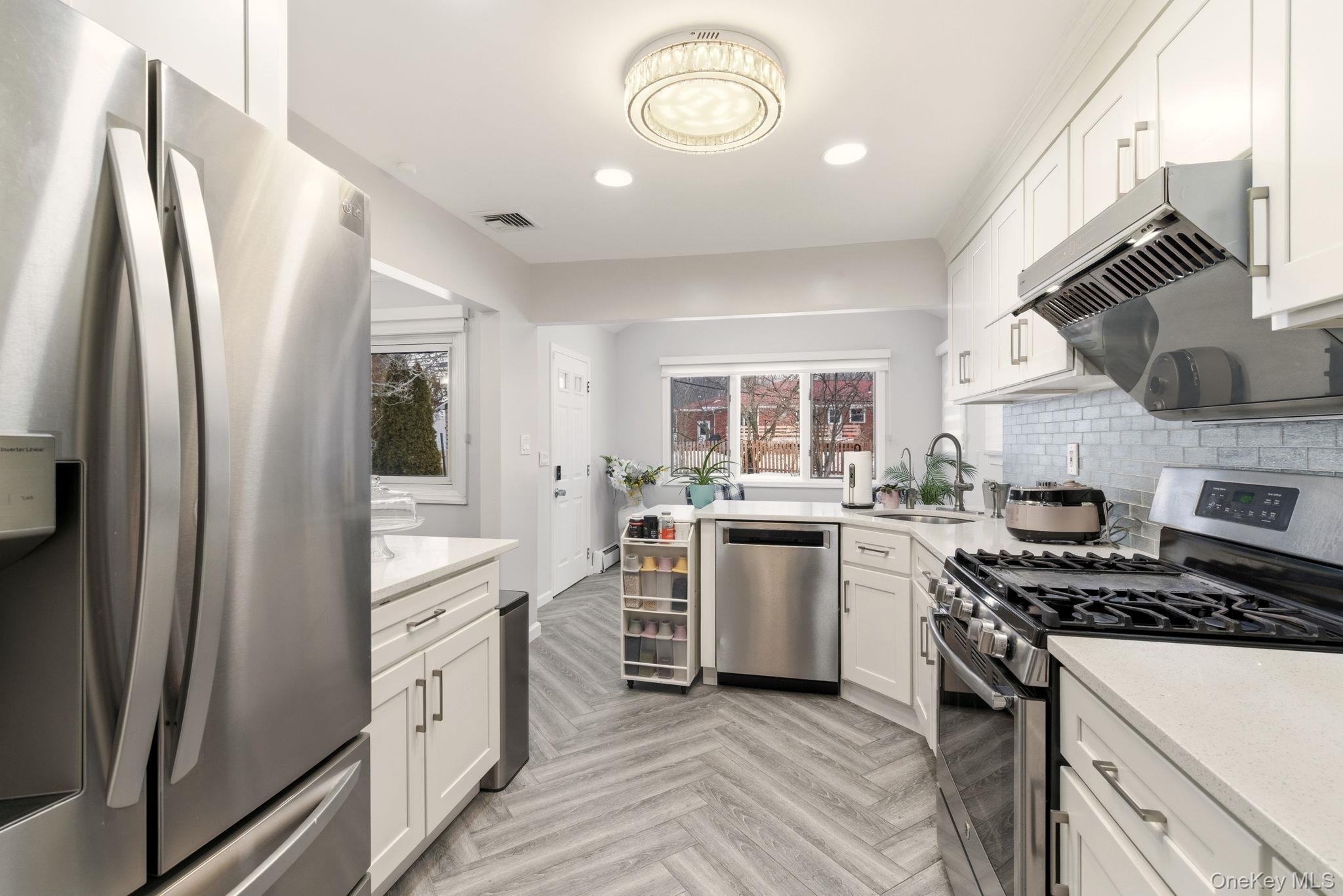 225 Willets Lane, Jericho, NY 11753