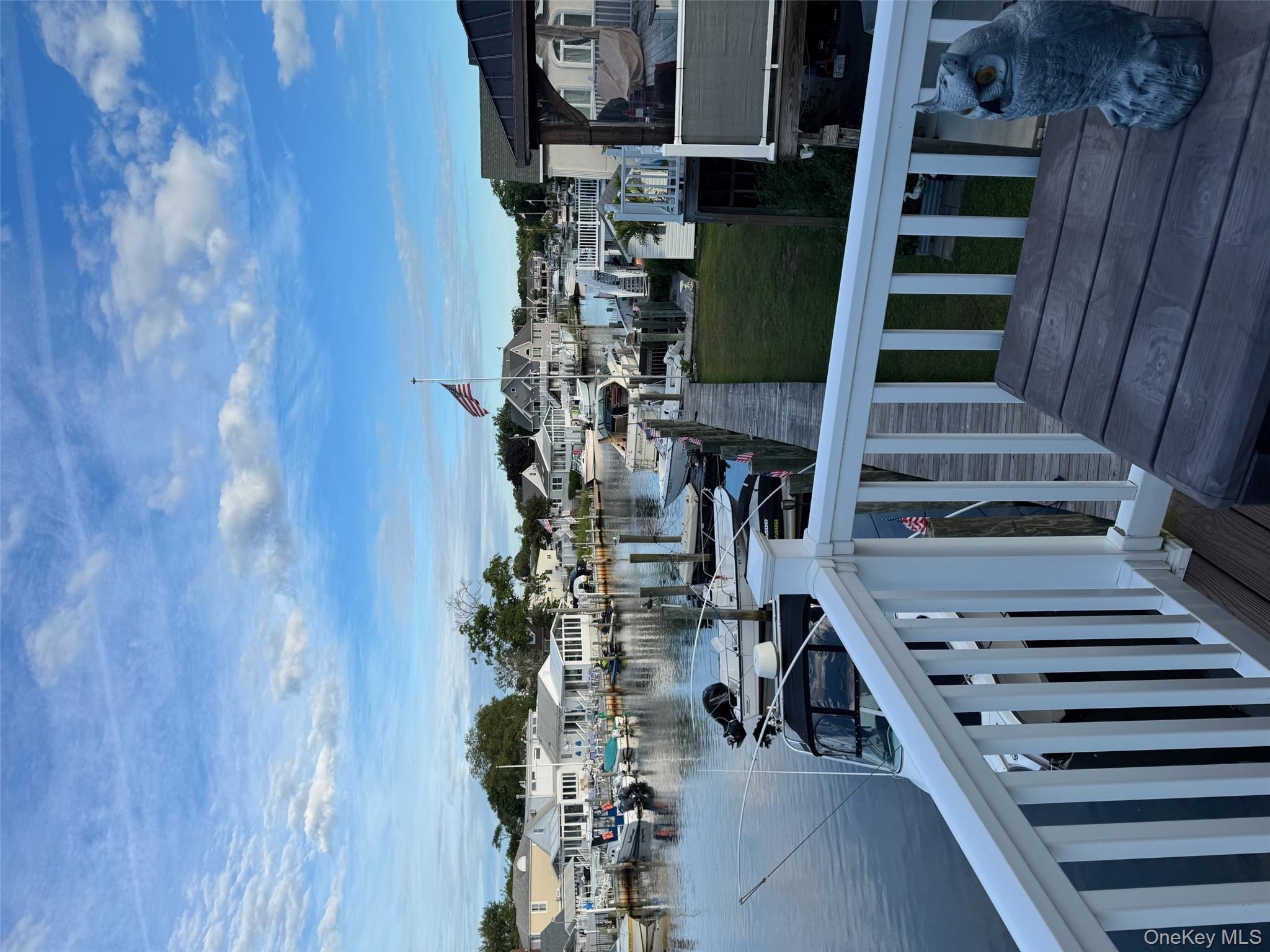 729 S 9th Street, Lindenhurst, NY 11757