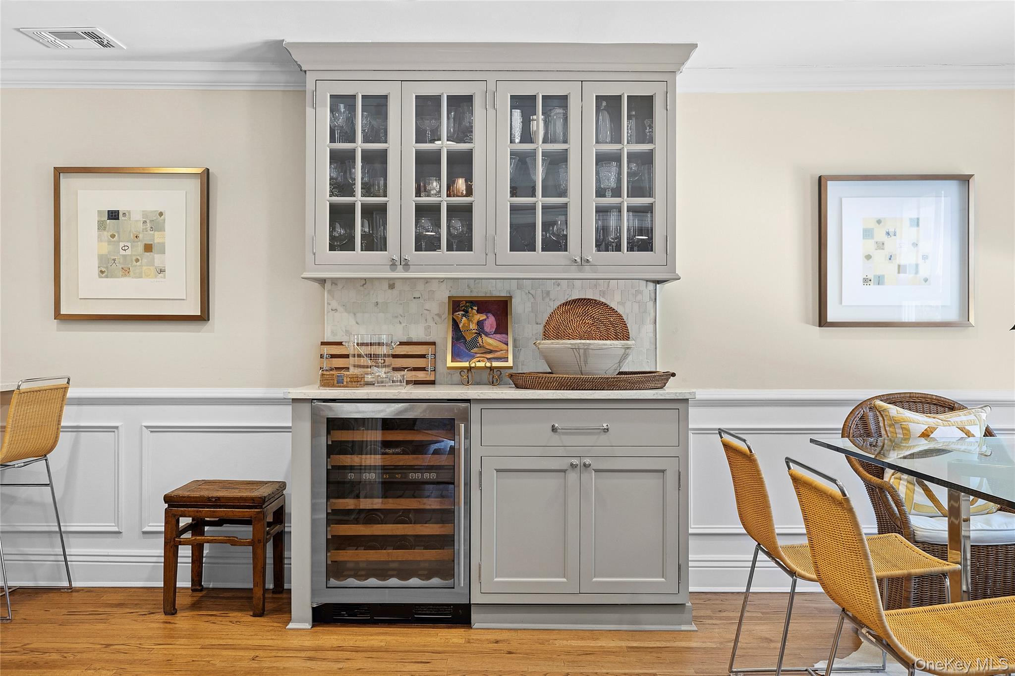 39 Barkers Point Road, Port Washington, NY 11050