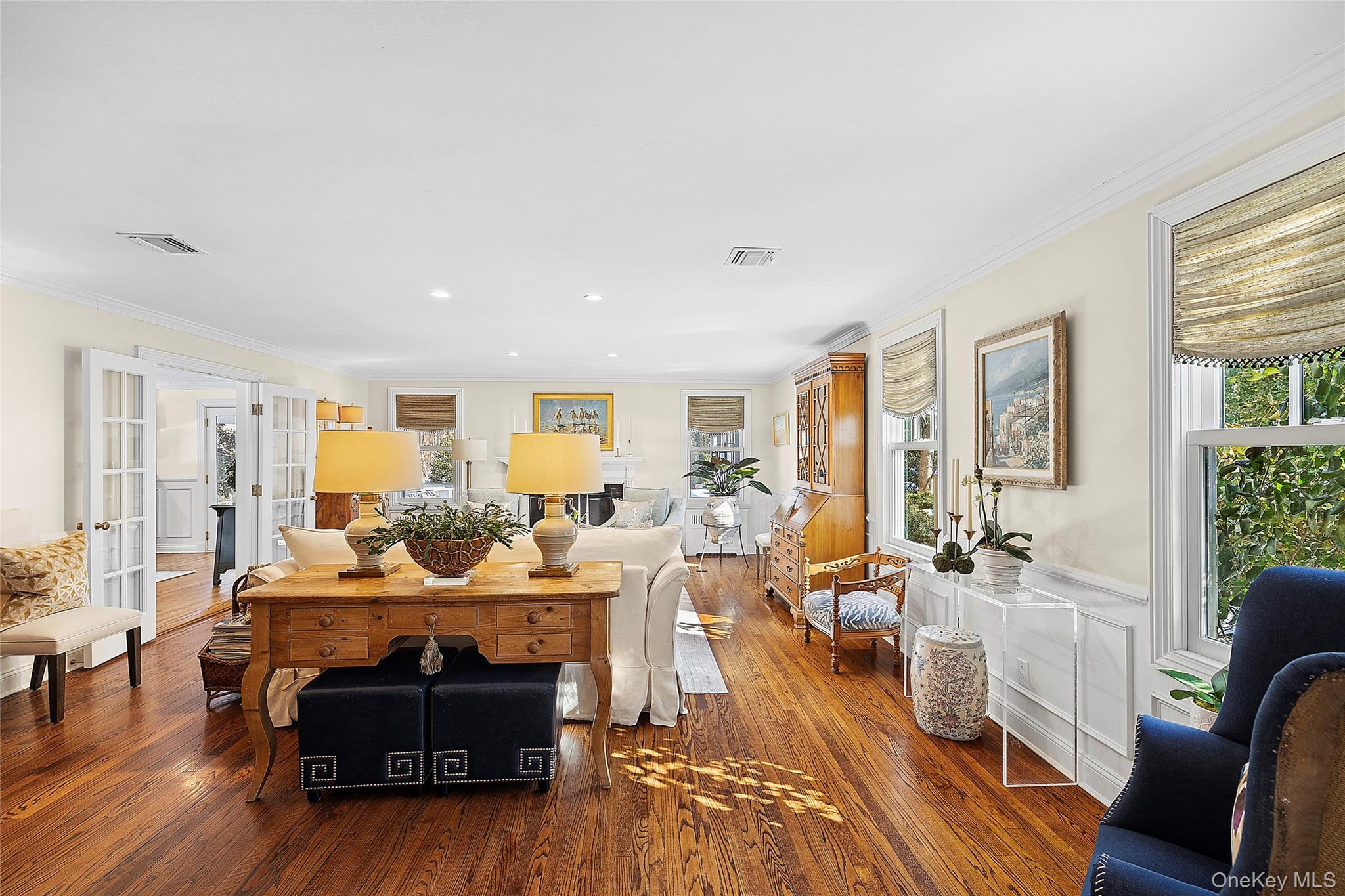 39 Barkers Point Road, Port Washington, NY 11050