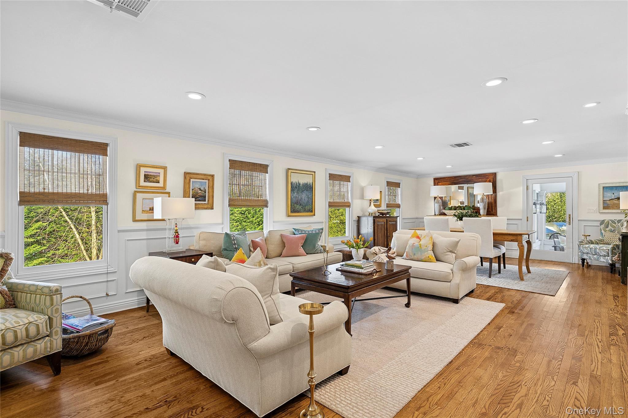 39 Barkers Point Road, Port Washington, NY 11050