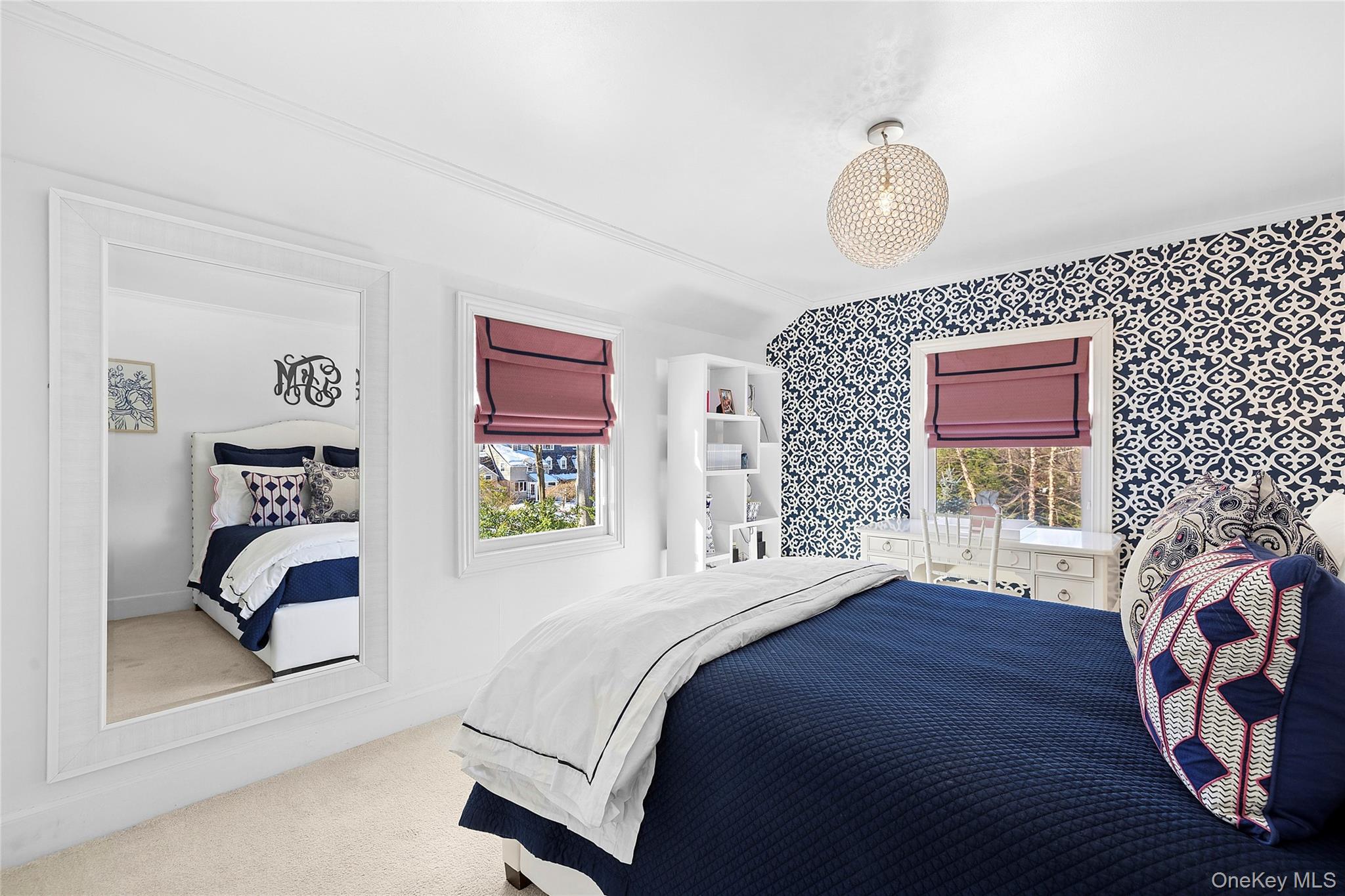 39 Barkers Point Road, Port Washington, NY 11050