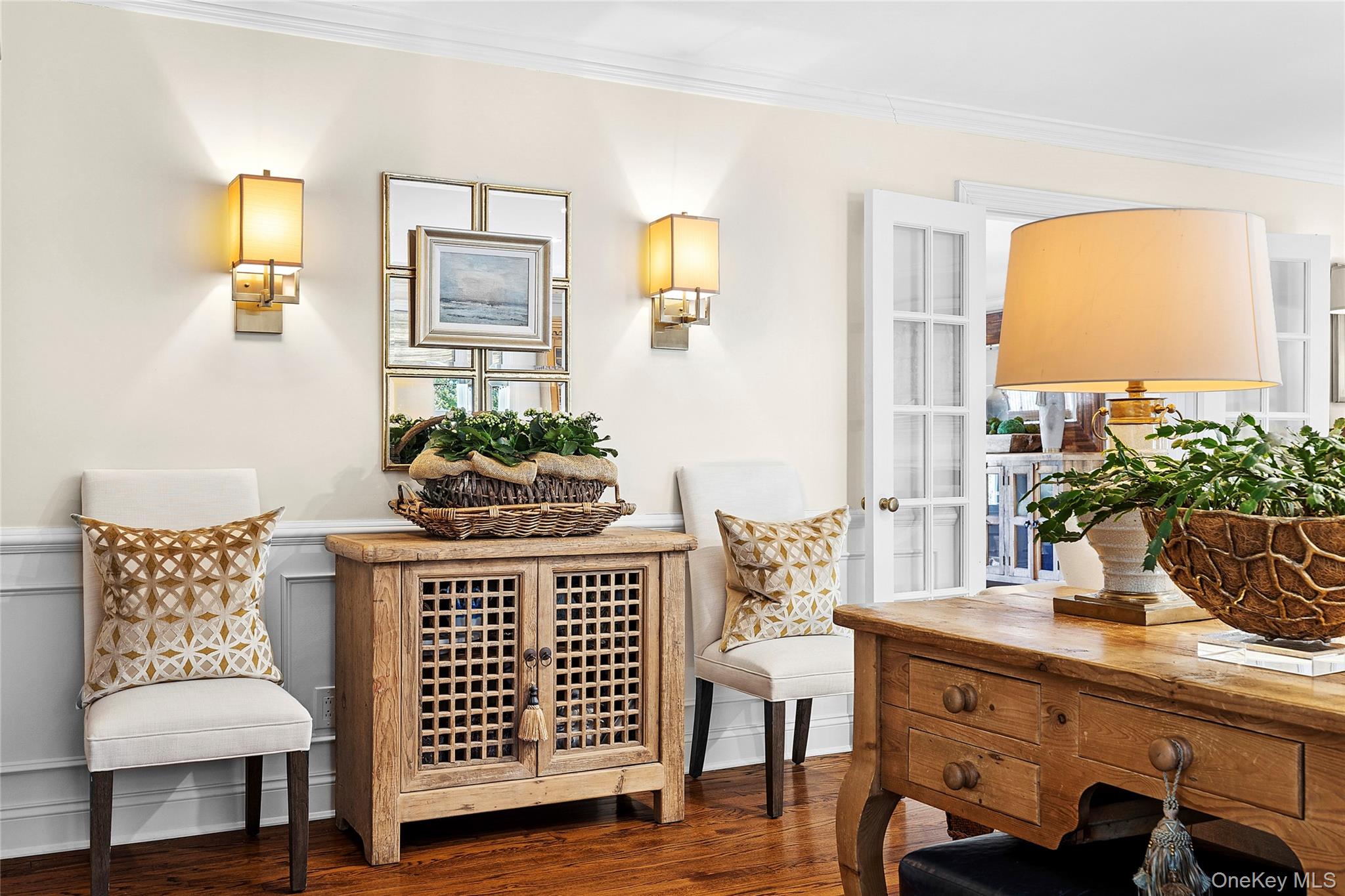 39 Barkers Point Road, Port Washington, NY 11050