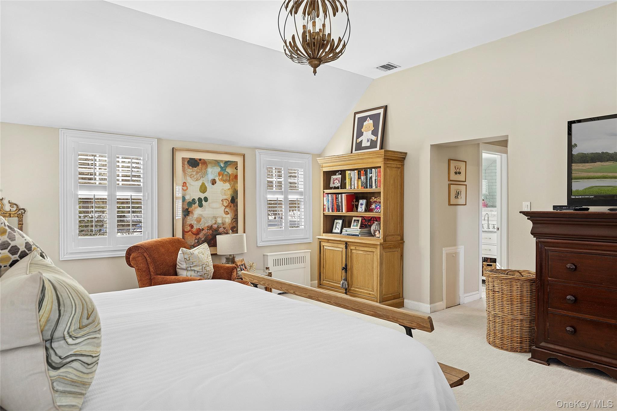 39 Barkers Point Road, Port Washington, NY 11050