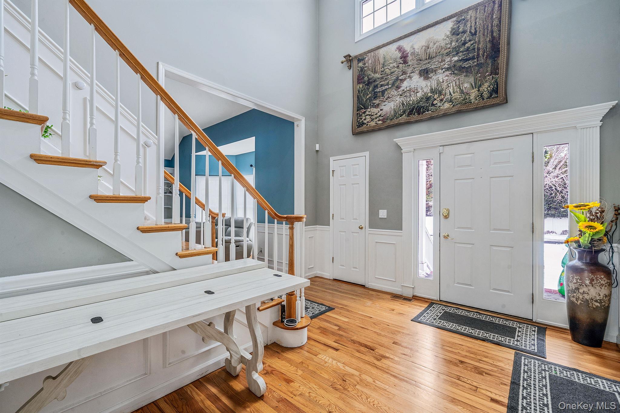 10 Ashley Loop, Northport, NY 11768