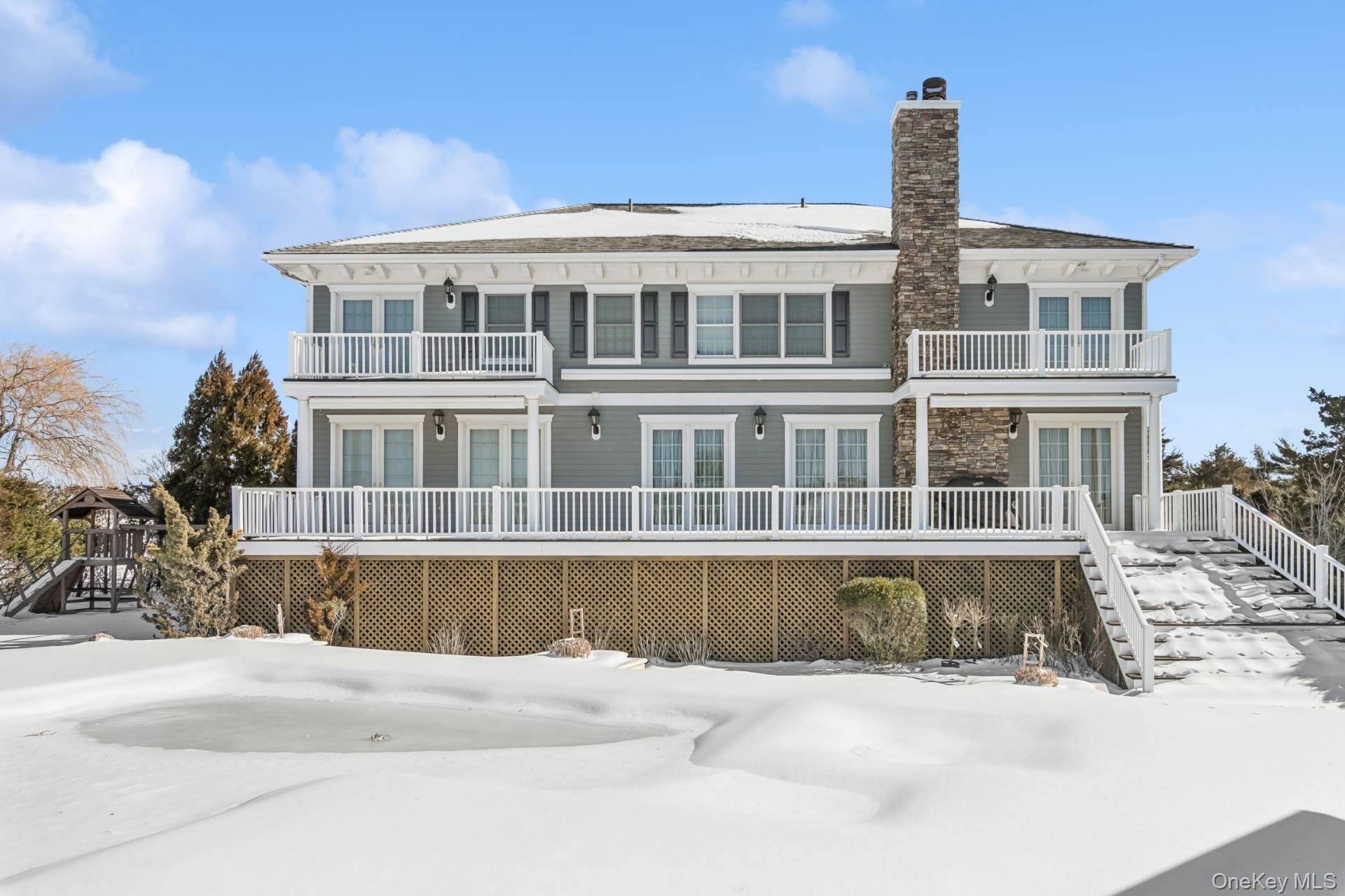 23 Meadow Lane, Westhampton Beach, NY 11978