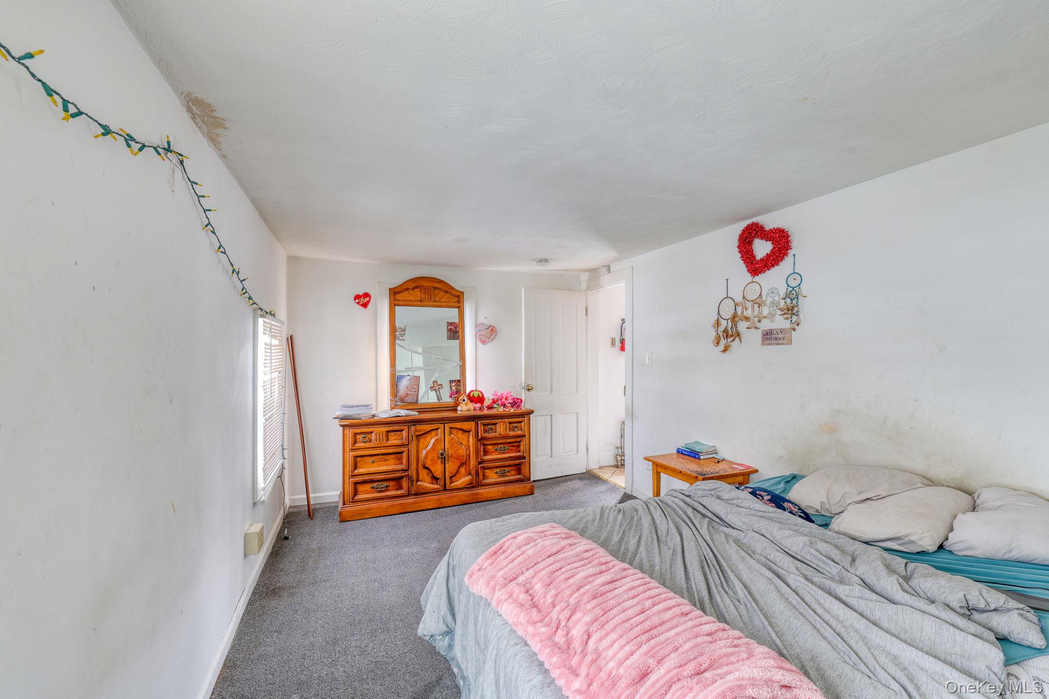 16 Liberty Street, Middletown, NY 10940