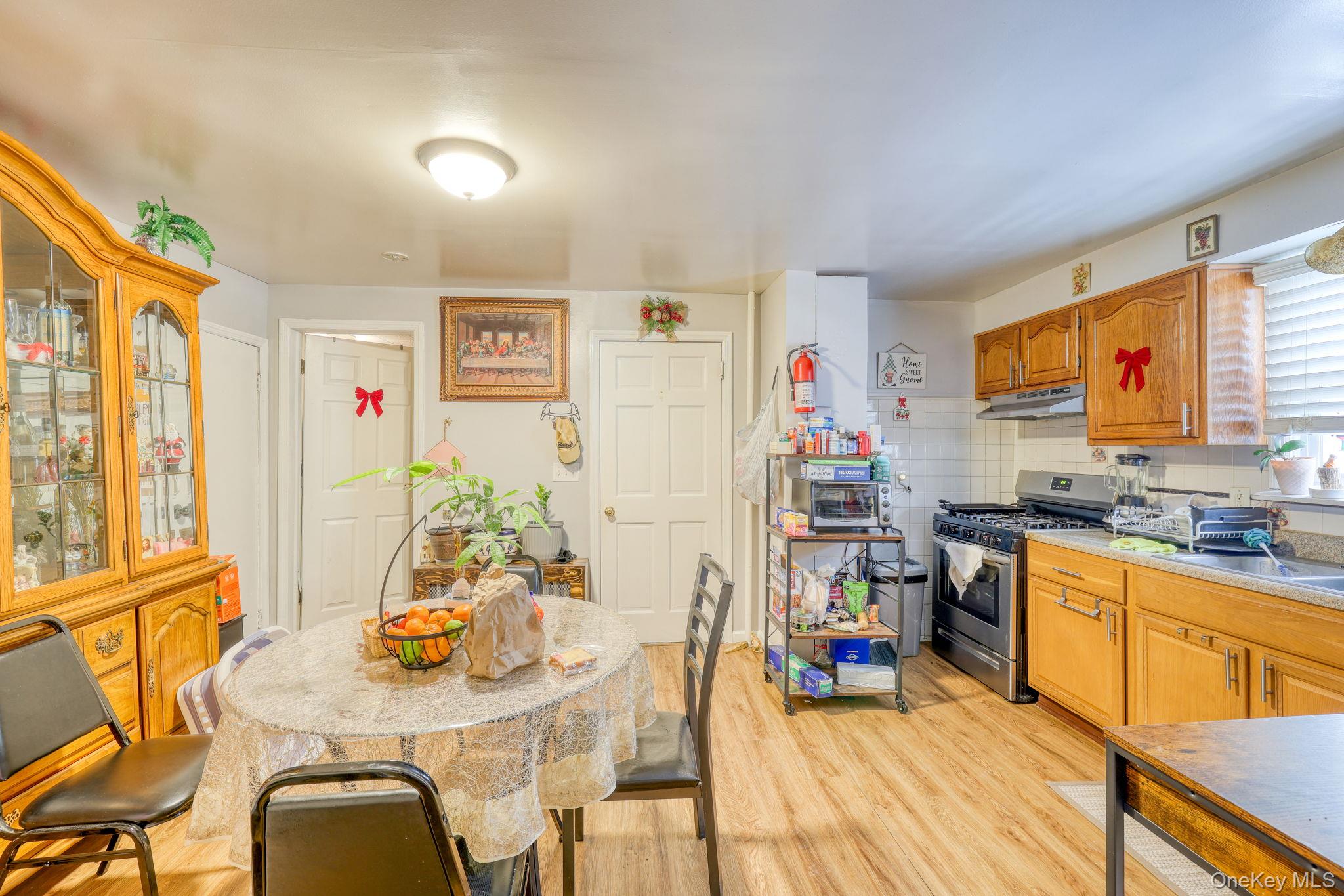 16 Liberty Street, Middletown, NY 10940