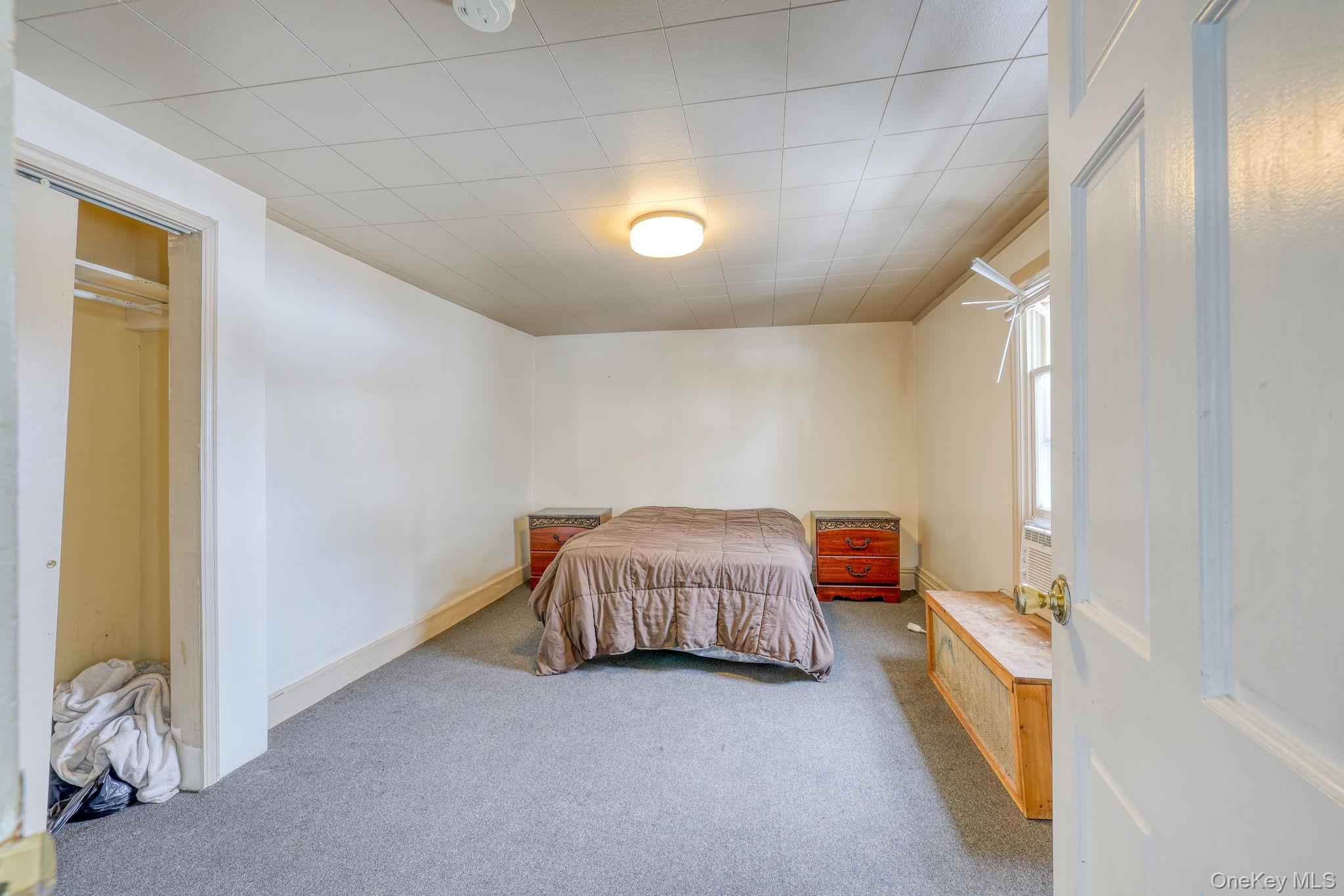 16 Liberty Street, Middletown, NY 10940