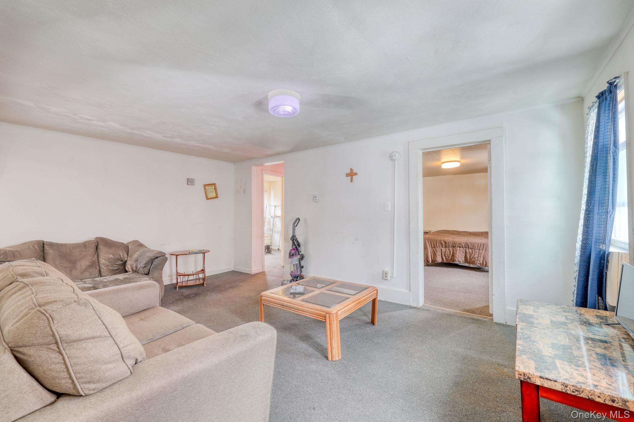 16 Liberty Street, Middletown, NY 10940