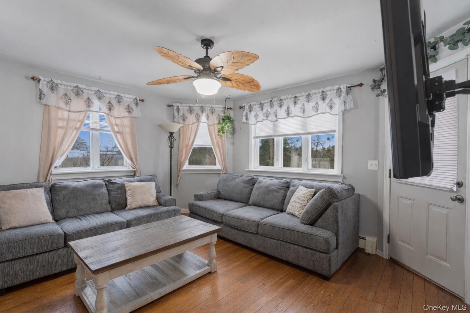 East Patchogue, NY 11772