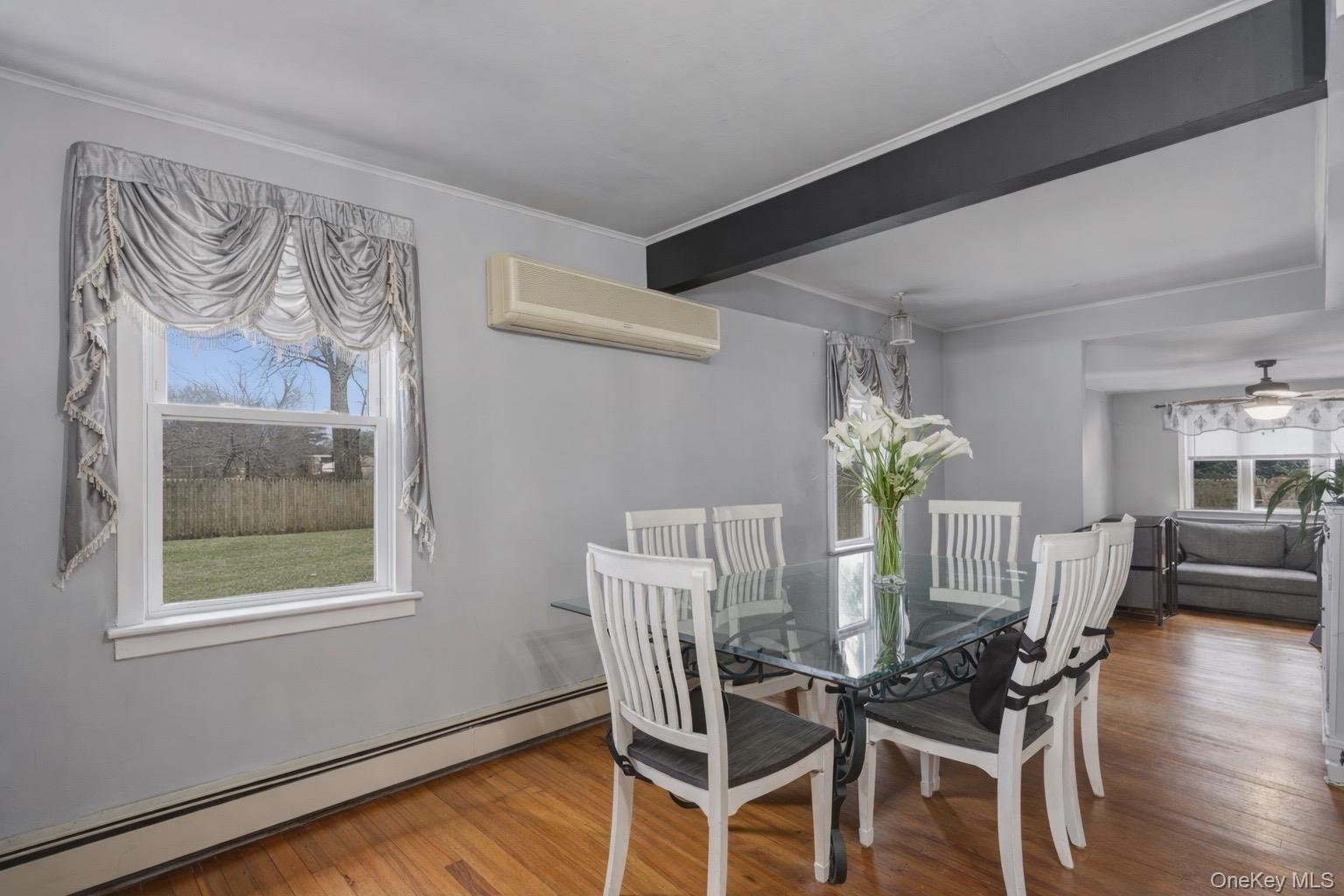 East Patchogue, NY 11772