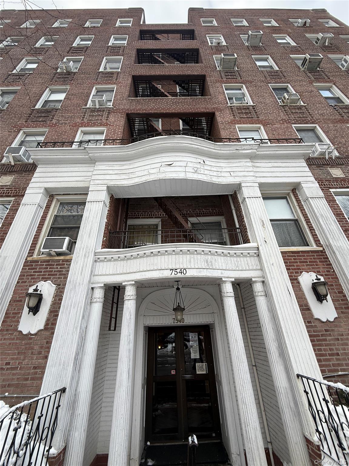 7540 Austin Street # 5FL, Forest Hills, NY 11375