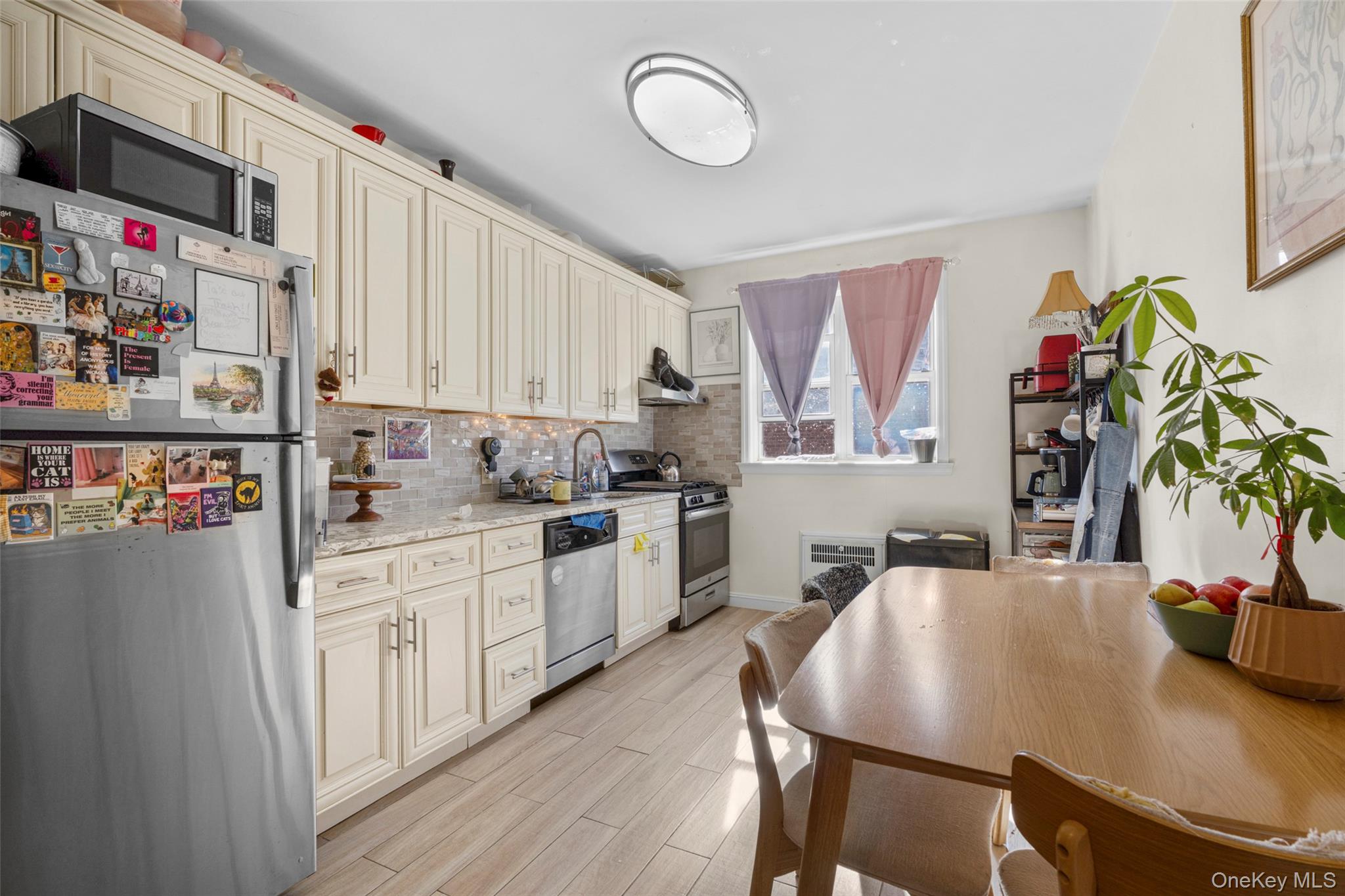 2736 Colden Avenue, Bronx, NY 10469