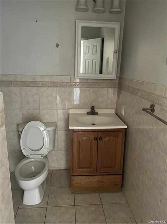 32 Scarborough Lane # D, Wappingers Falls, NY 12590