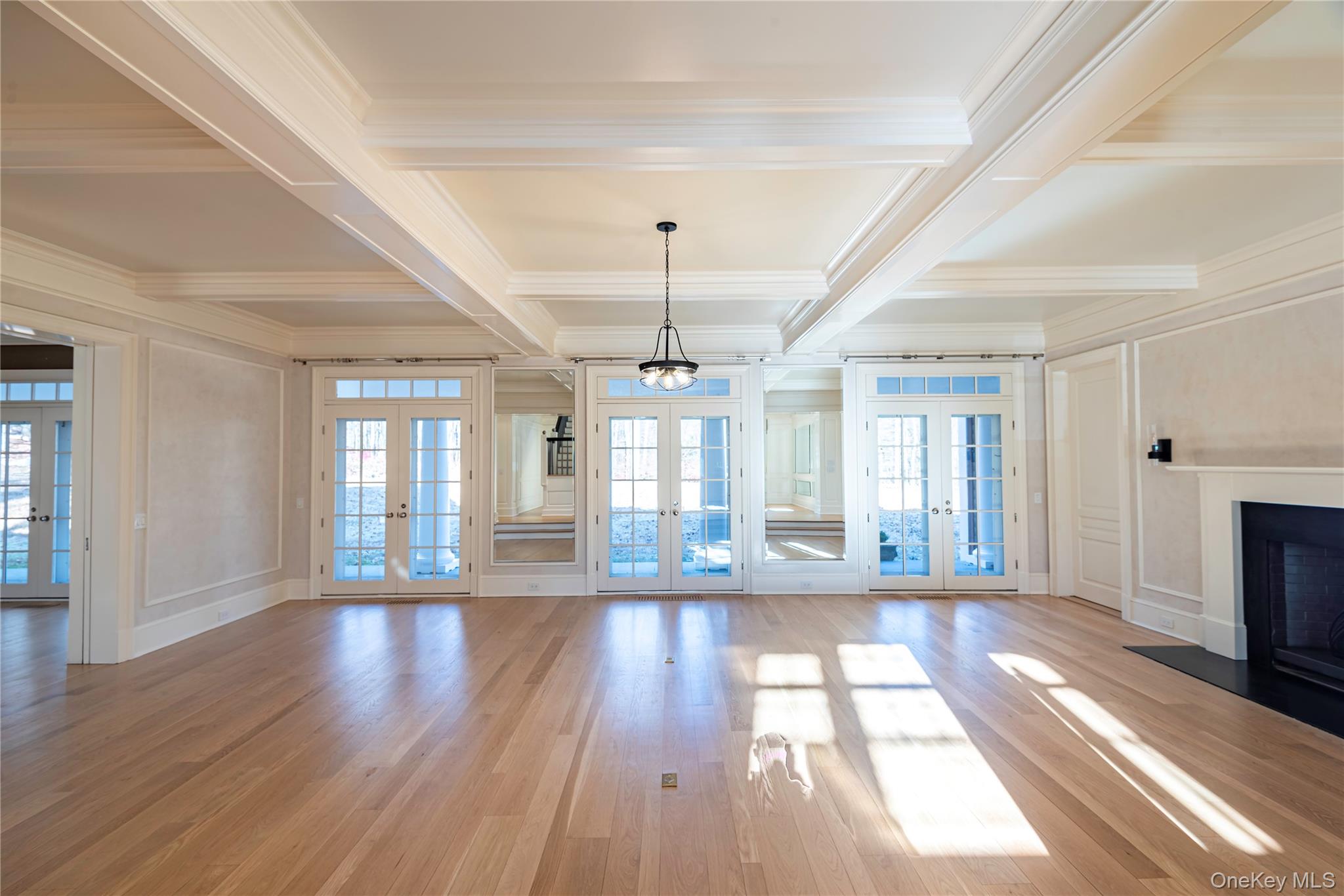 12 Cowdray Park Drive, Armonk, NY 10504