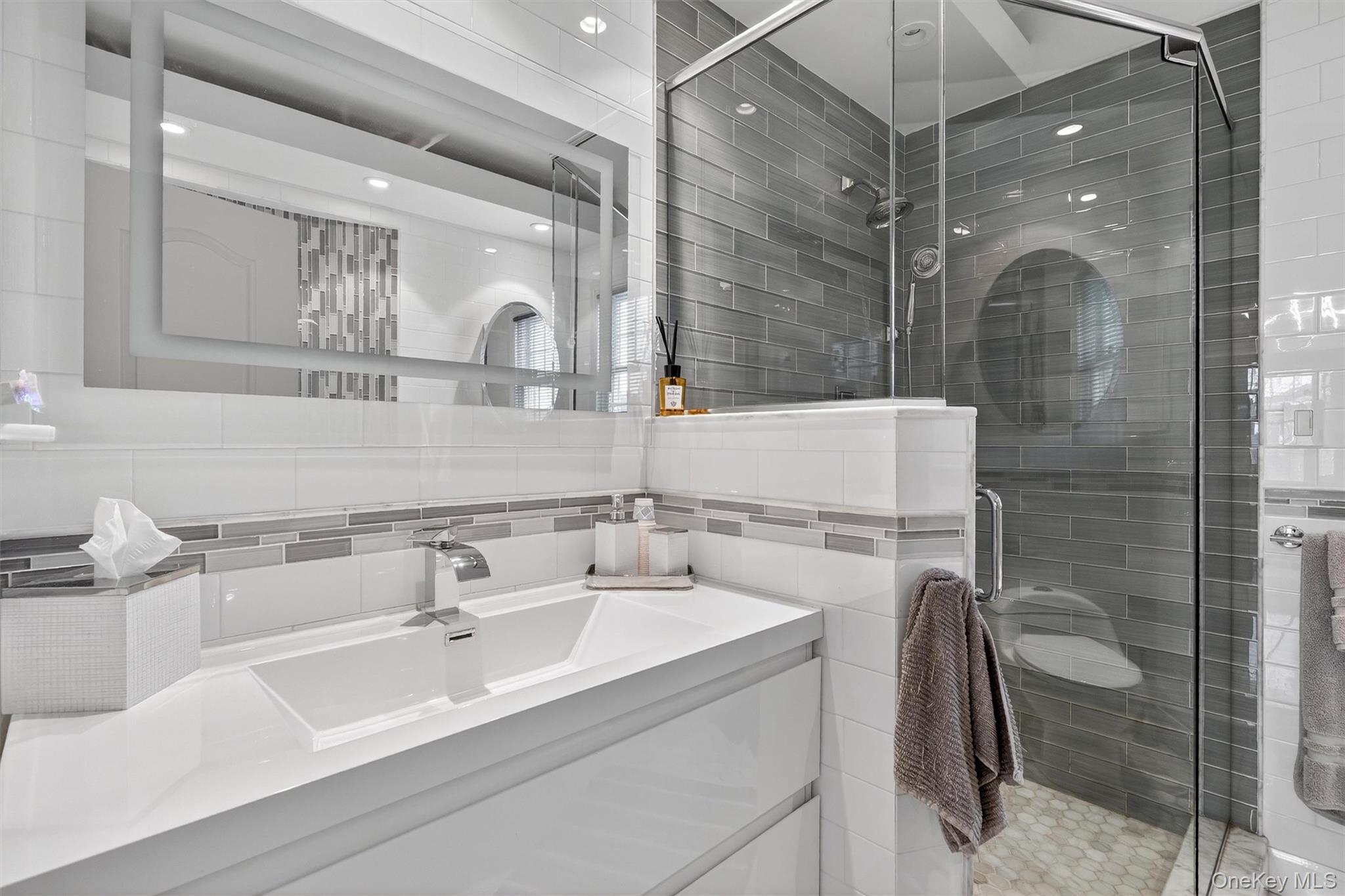 3377 Agar Place, Bronx, NY 10465