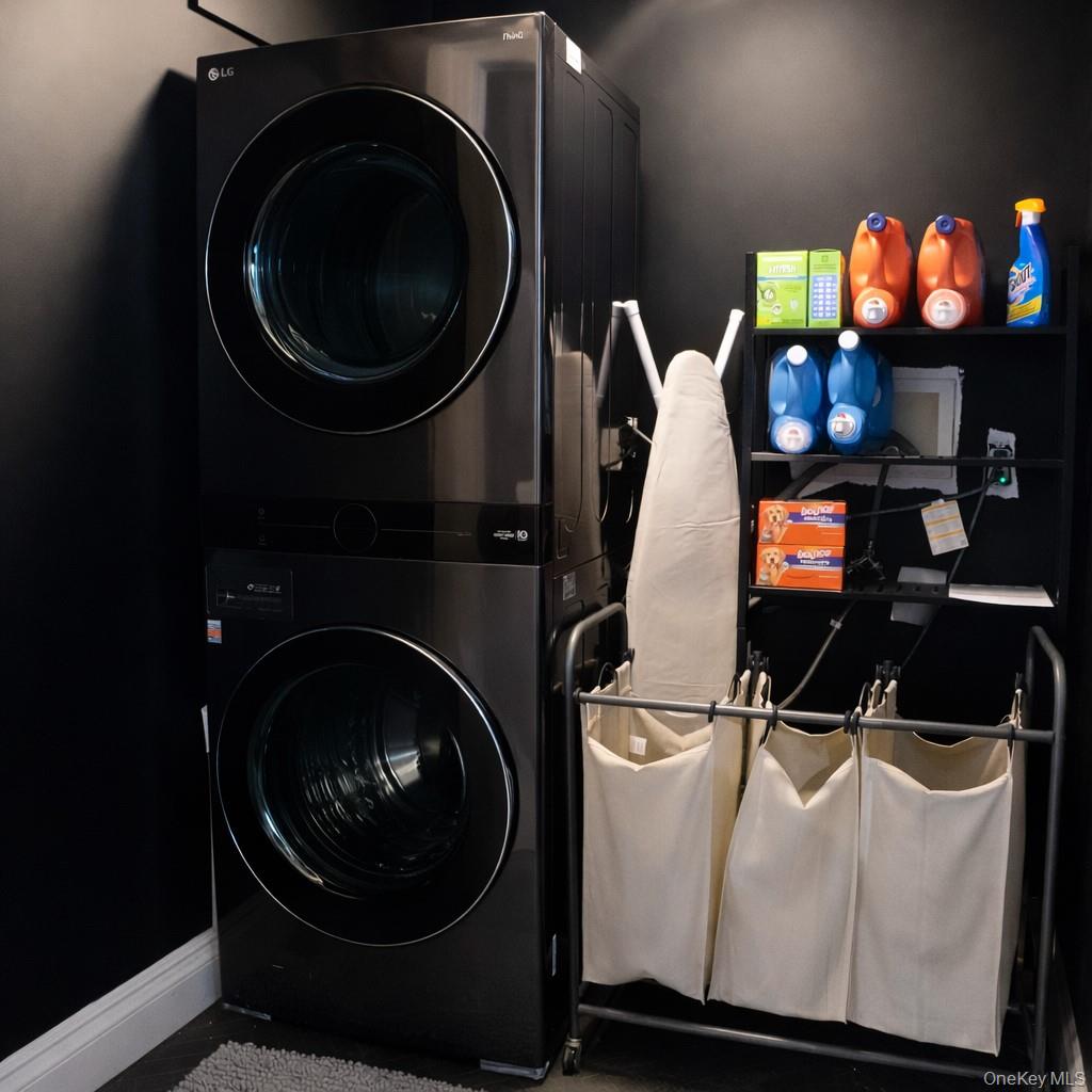 16 Lenny Court, Wappingers Falls, NY 12590