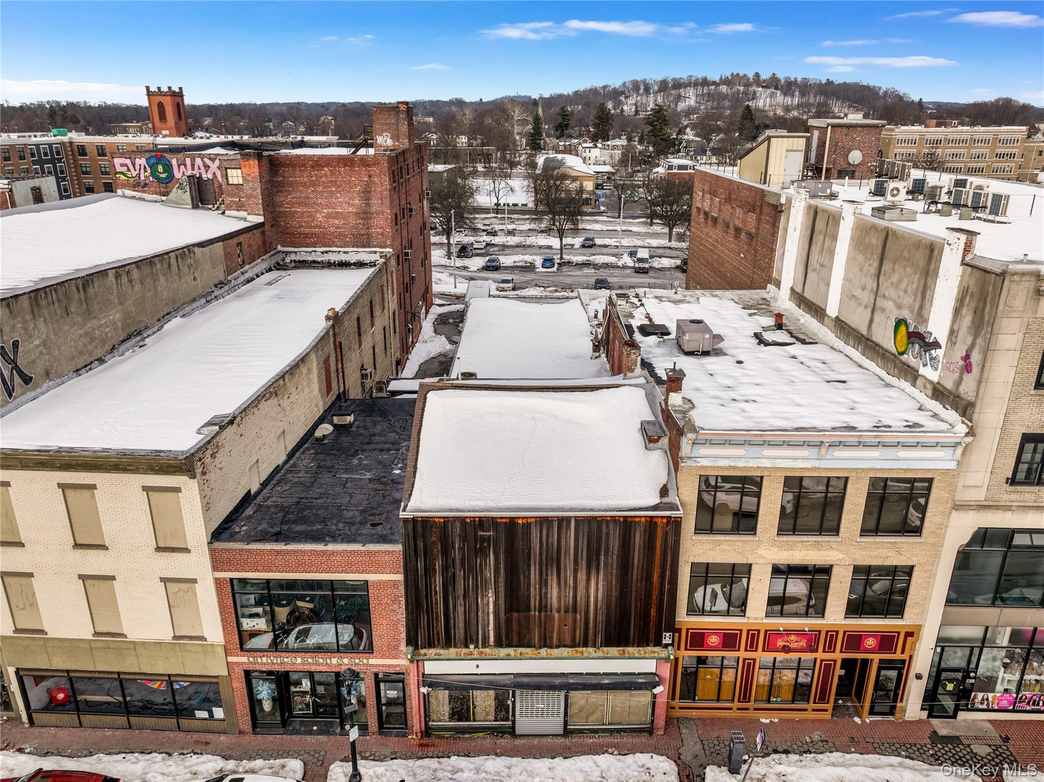 383 Main Street, Poughkeepsie, NY 12601