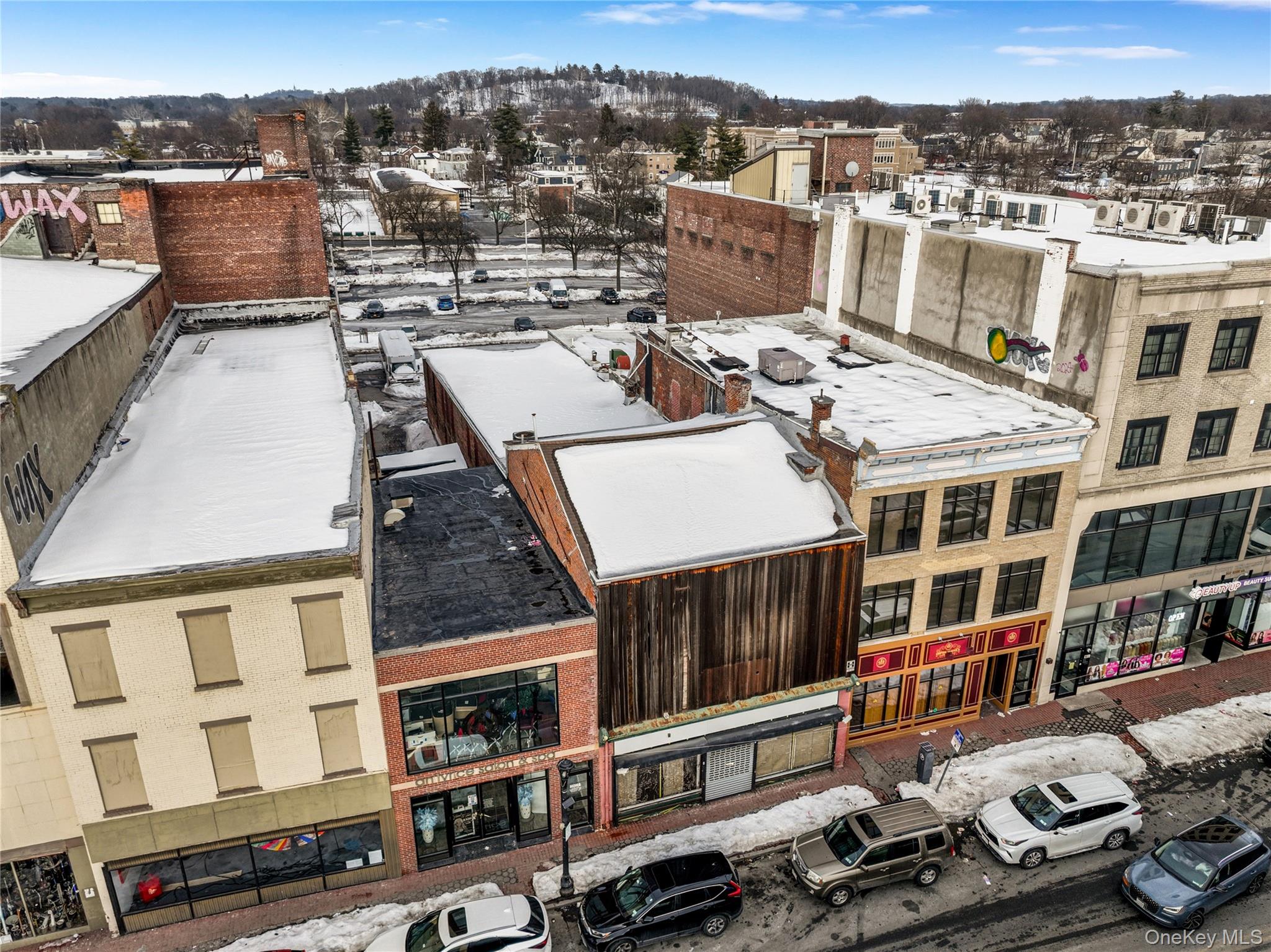 383 Main Street, Poughkeepsie, NY 12601