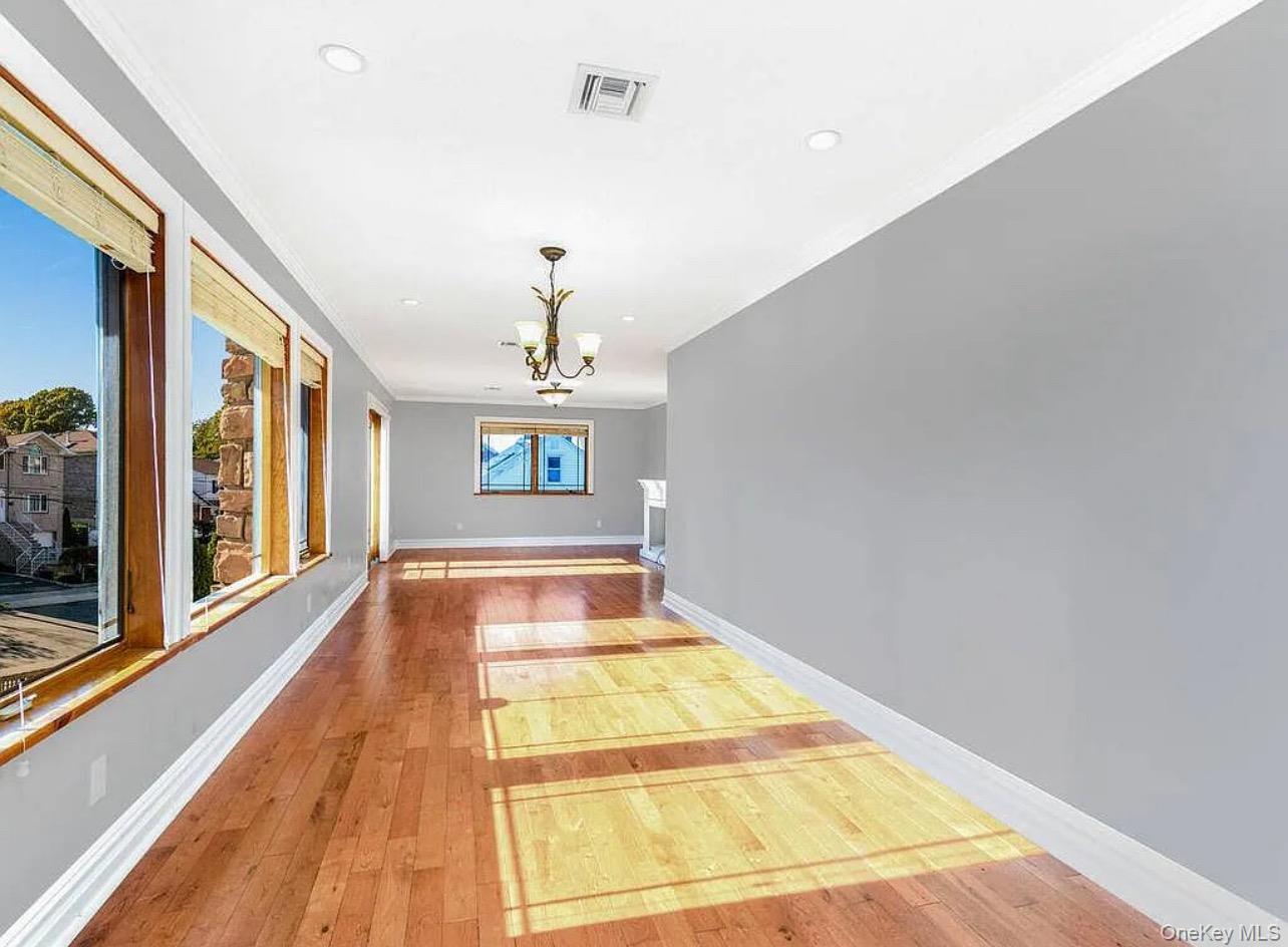 113 Maple Place # 2nd Floor, Yonkers, NY 10704