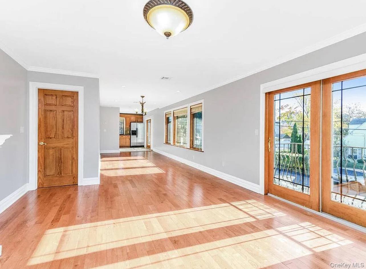 113 Maple Place # 2nd Floor, Yonkers, NY 10704