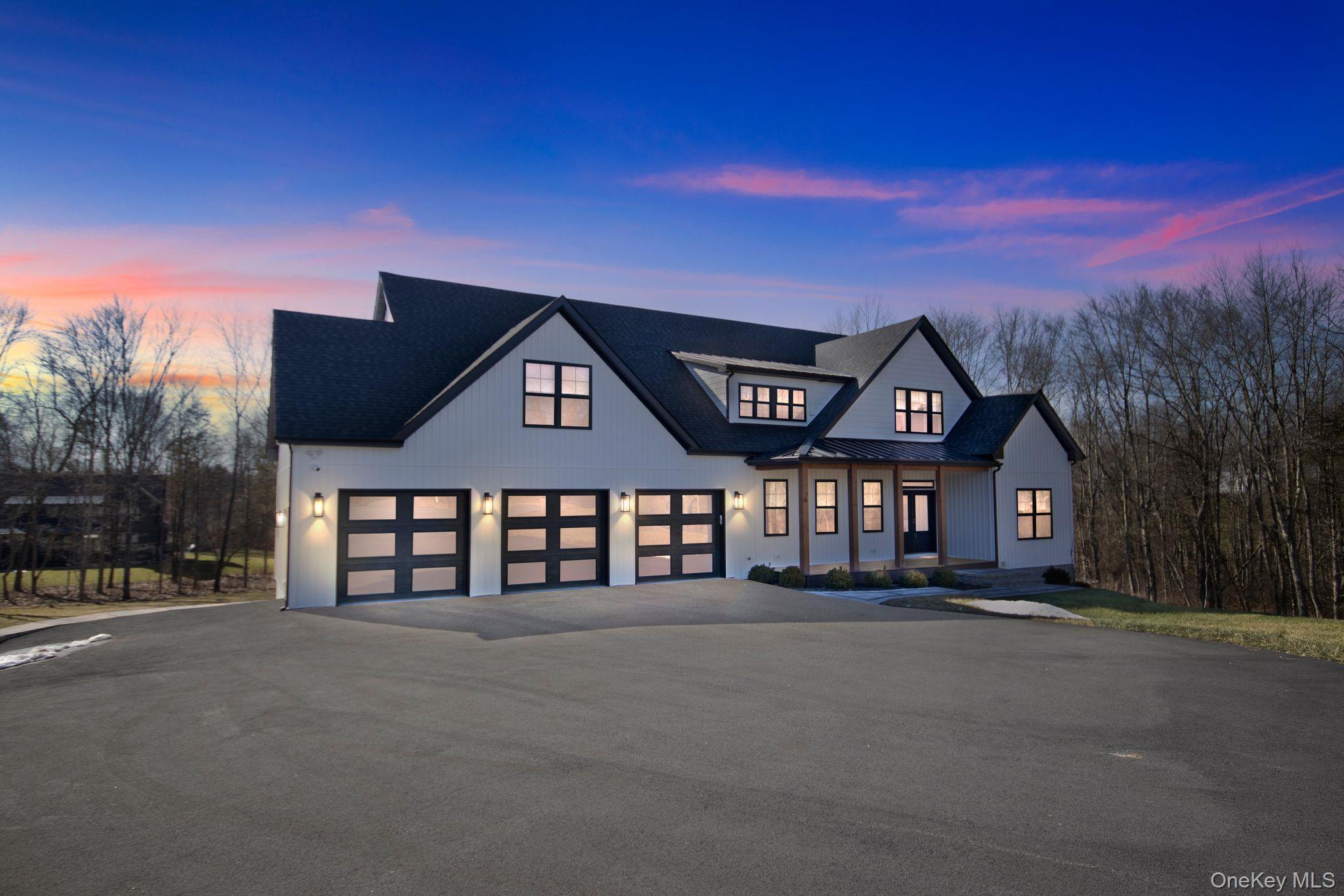 6 Conifer Court, Poughkeepsie, NY 12603