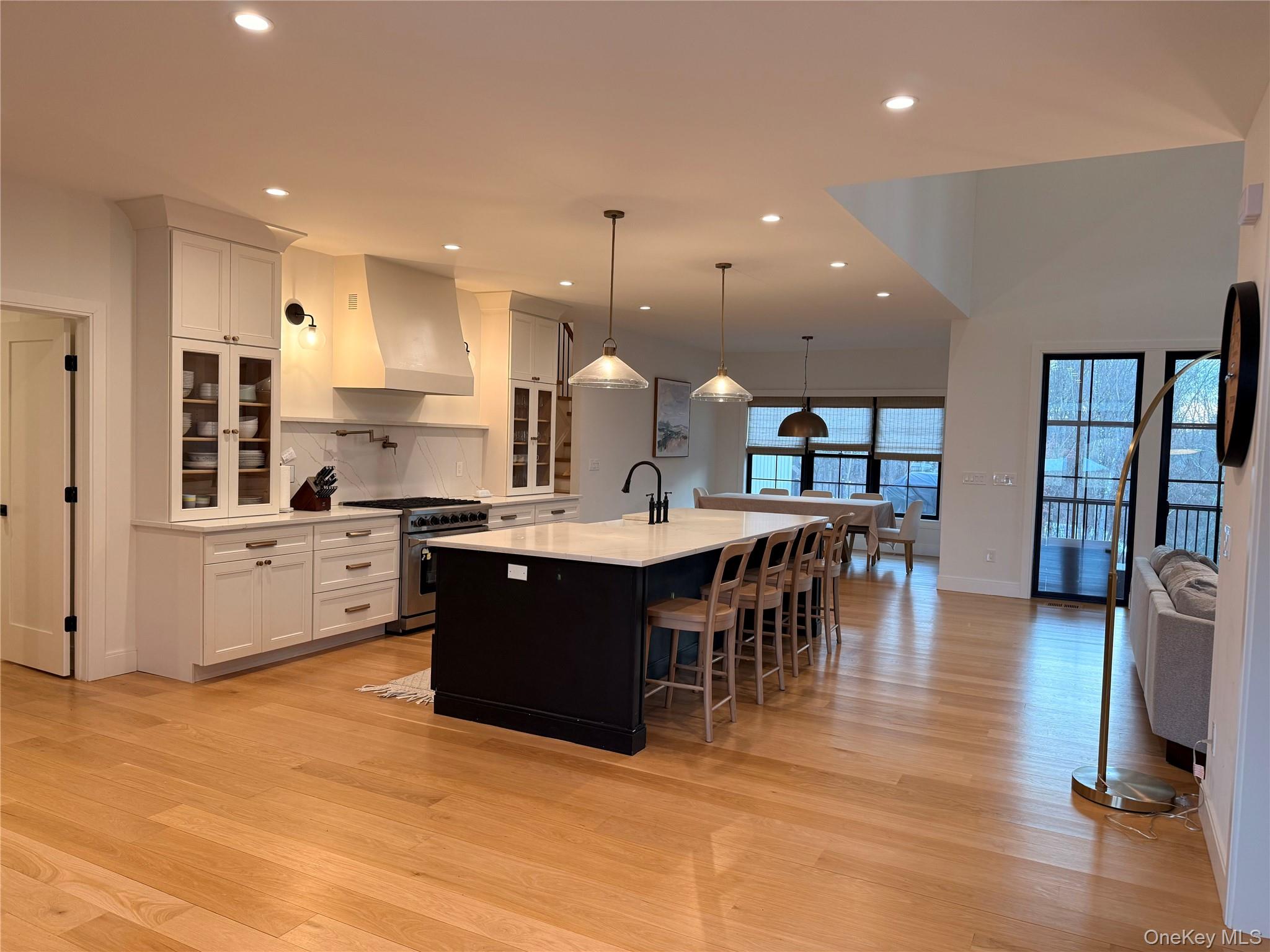 6 Conifer Court, Poughkeepsie, NY 12603