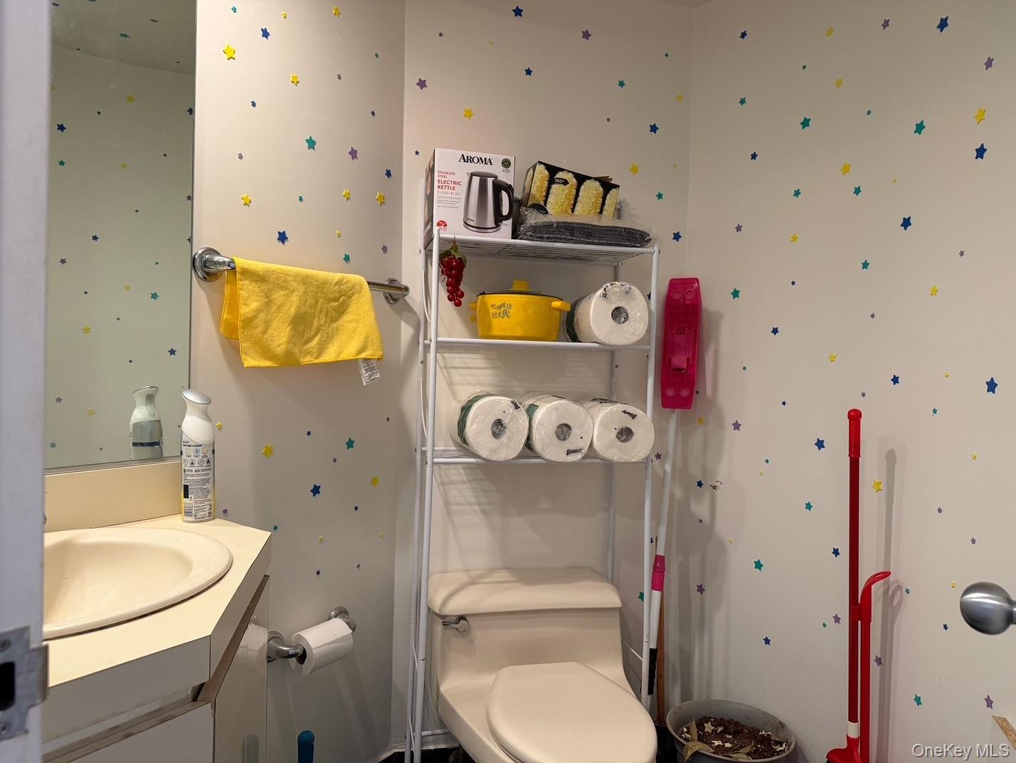 88 Cuttermill Road # 308, Great Neck, NY 11021