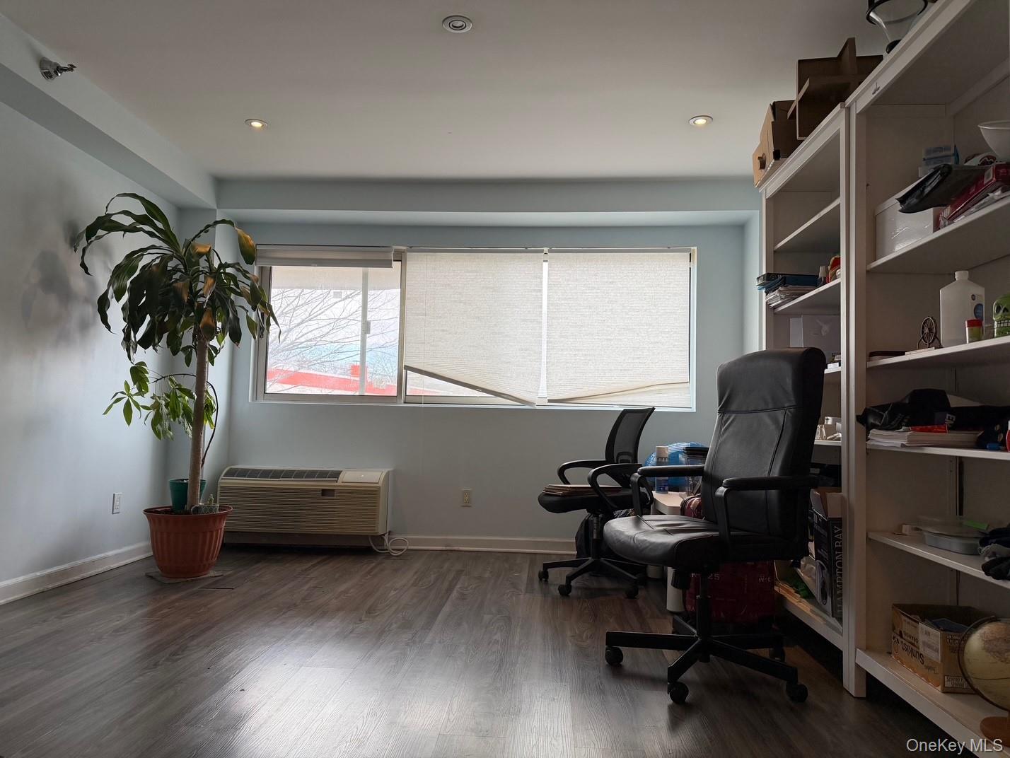 88 Cuttermill Road # 308, Great Neck, NY 11021