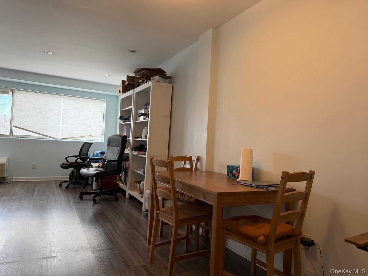 88 Cuttermill Road # 308, Great Neck, NY 11021