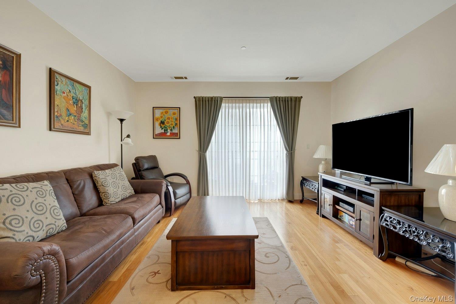 543 Main Street # 605, New Rochelle, NY 10801