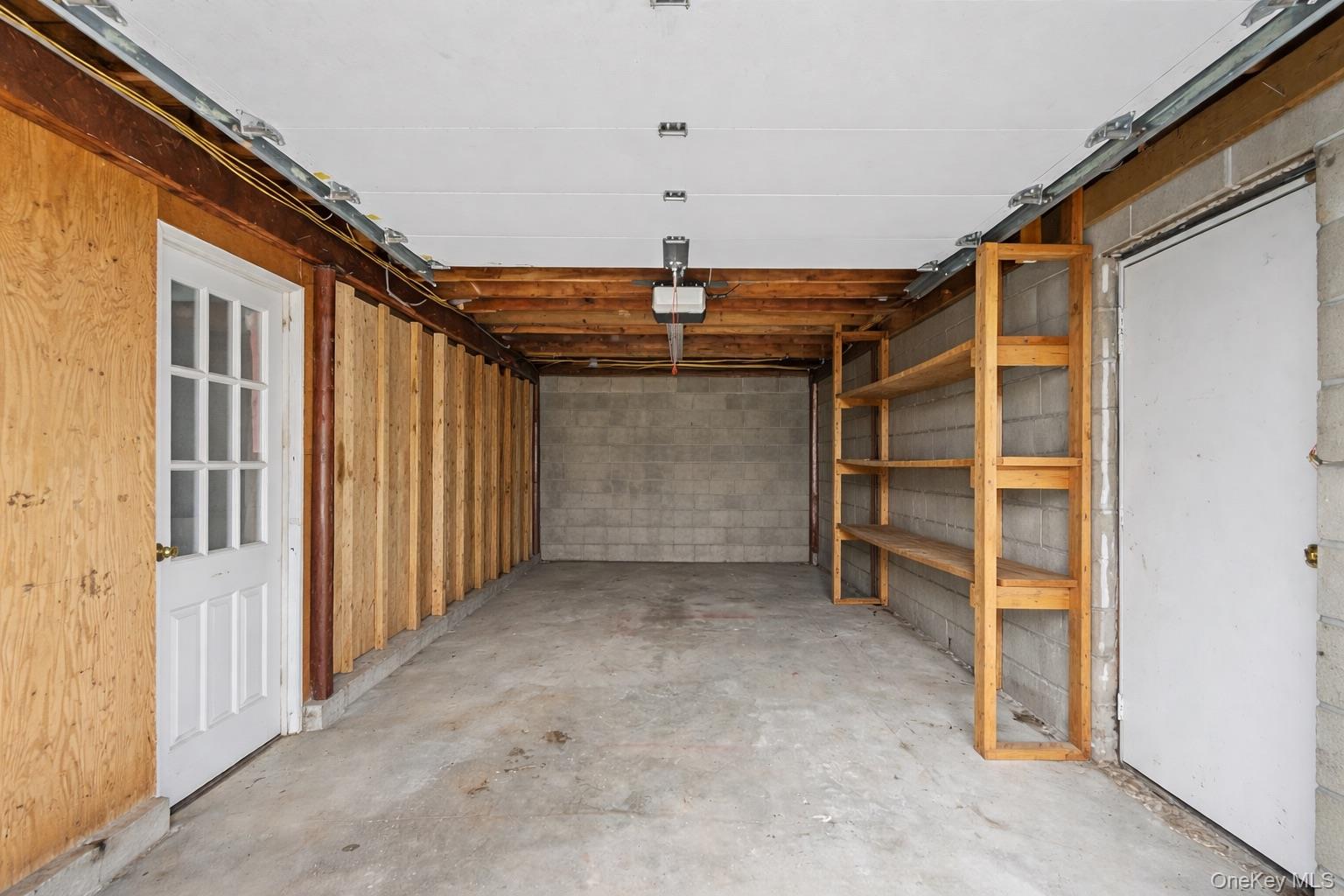 11 W Hitchcock Avenue, Floral Park, NY 11001