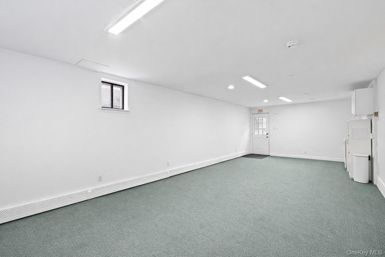 11 W Hitchcock Avenue, Floral Park, NY 11001