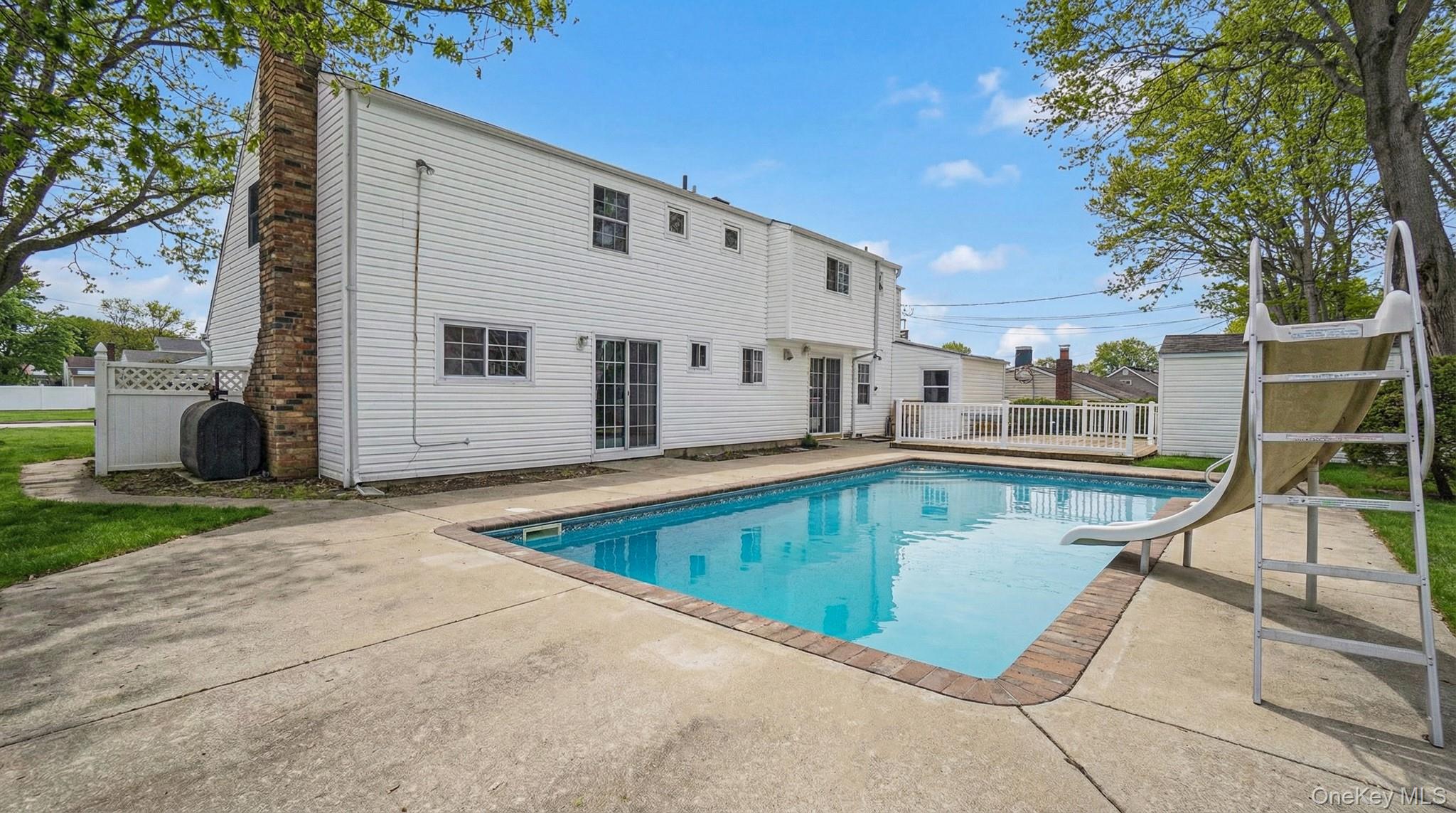 35 John Street, Port Jefferson Station, NY 11776