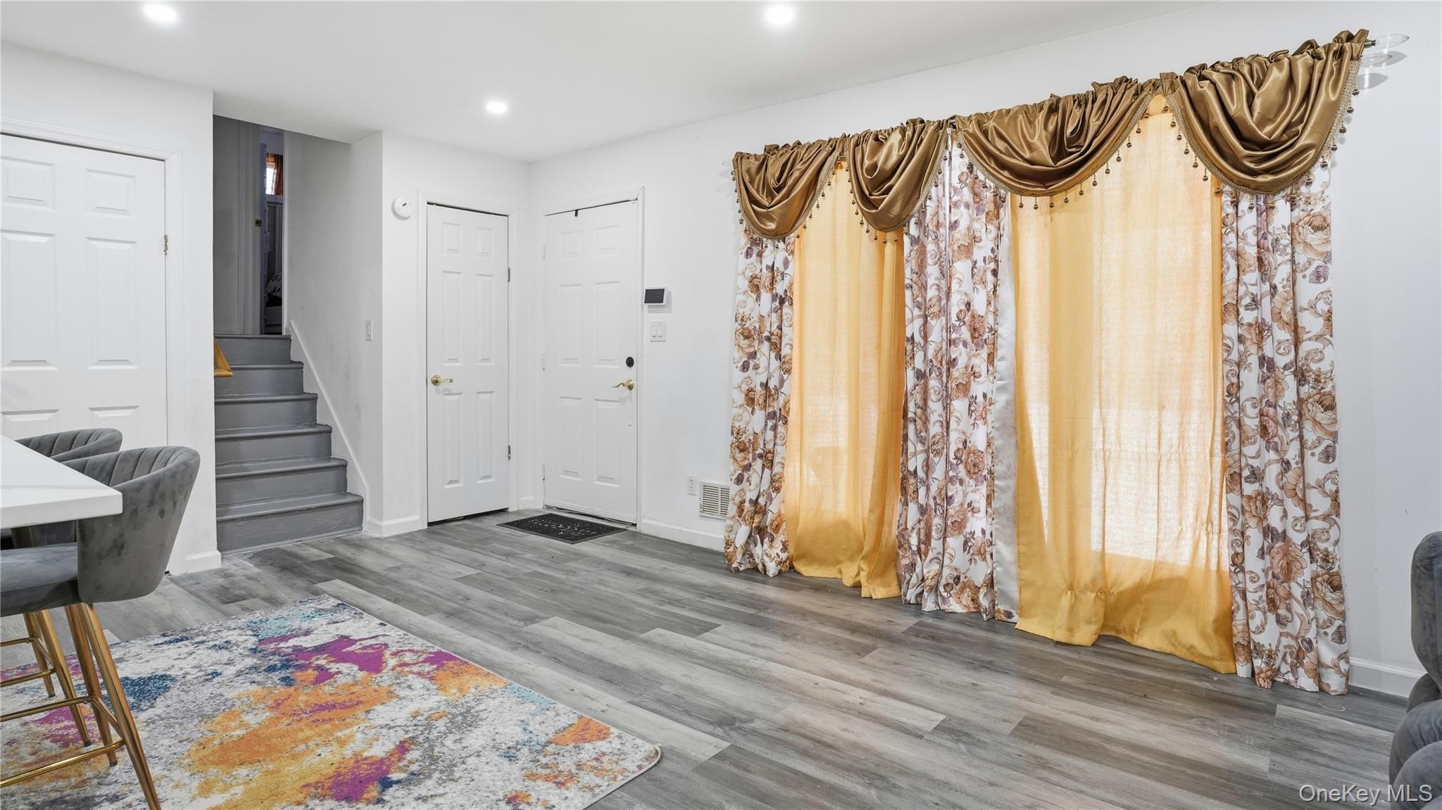 8 Myrtle Avenue, Brookhaven, NY 11717