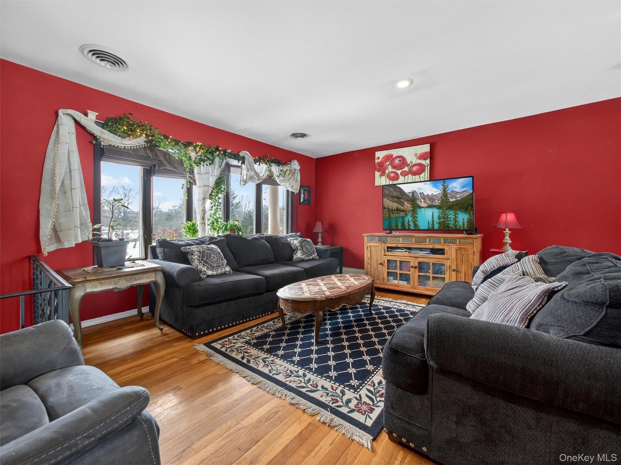 54 Blauvelt Road, Blauvelt, NY 10913