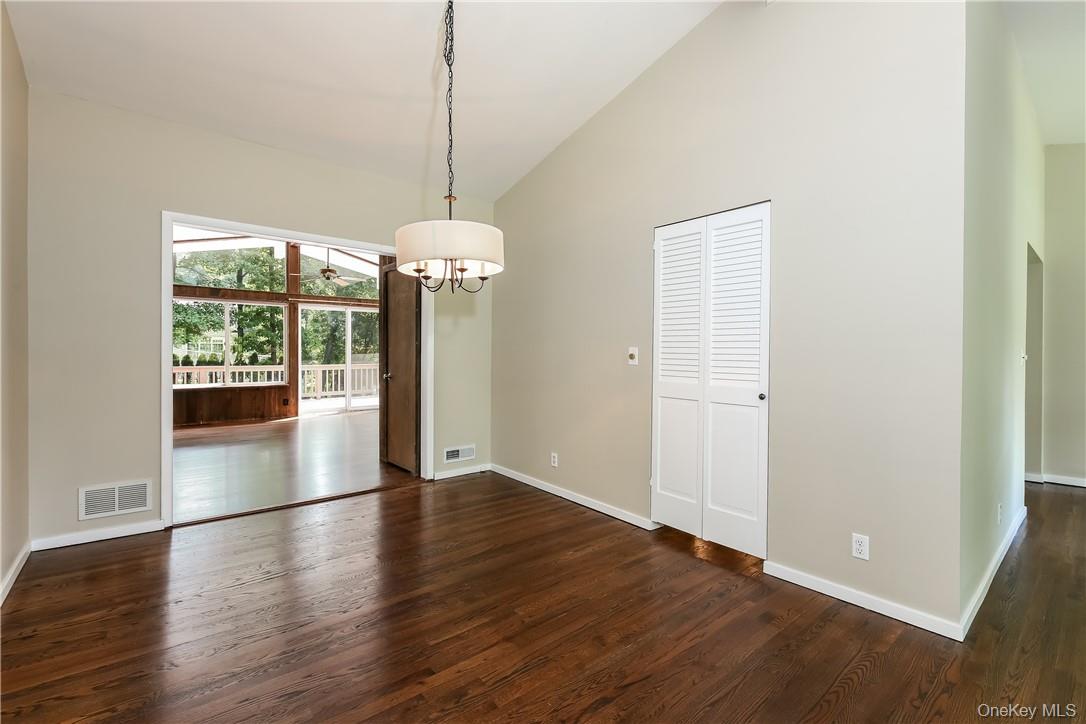 14 Marlene Court, Rye, NY 10580