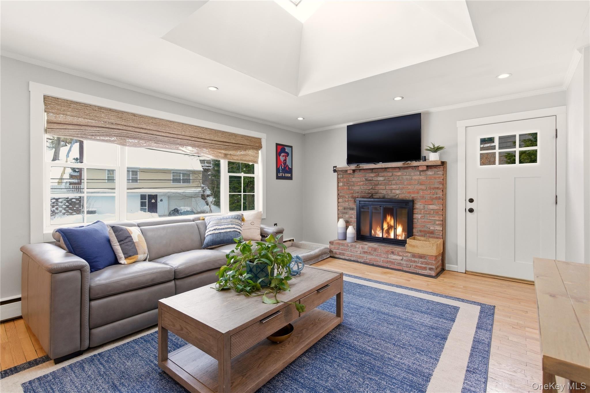 58 Oakdale Road, Centerport, NY 11721