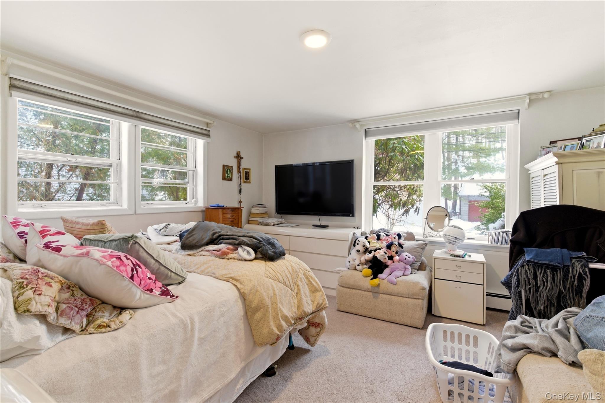 58 Oakdale Road, Centerport, NY 11721