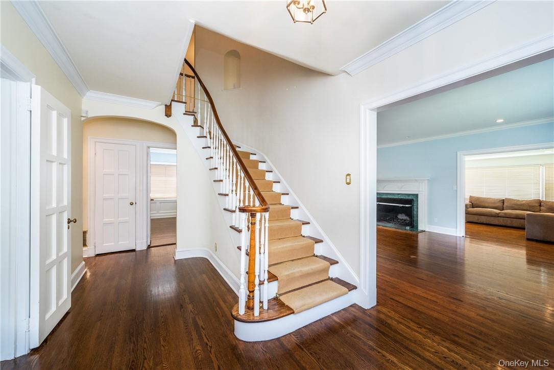 25 Jerome Avenue, New Rochelle, NY 10804