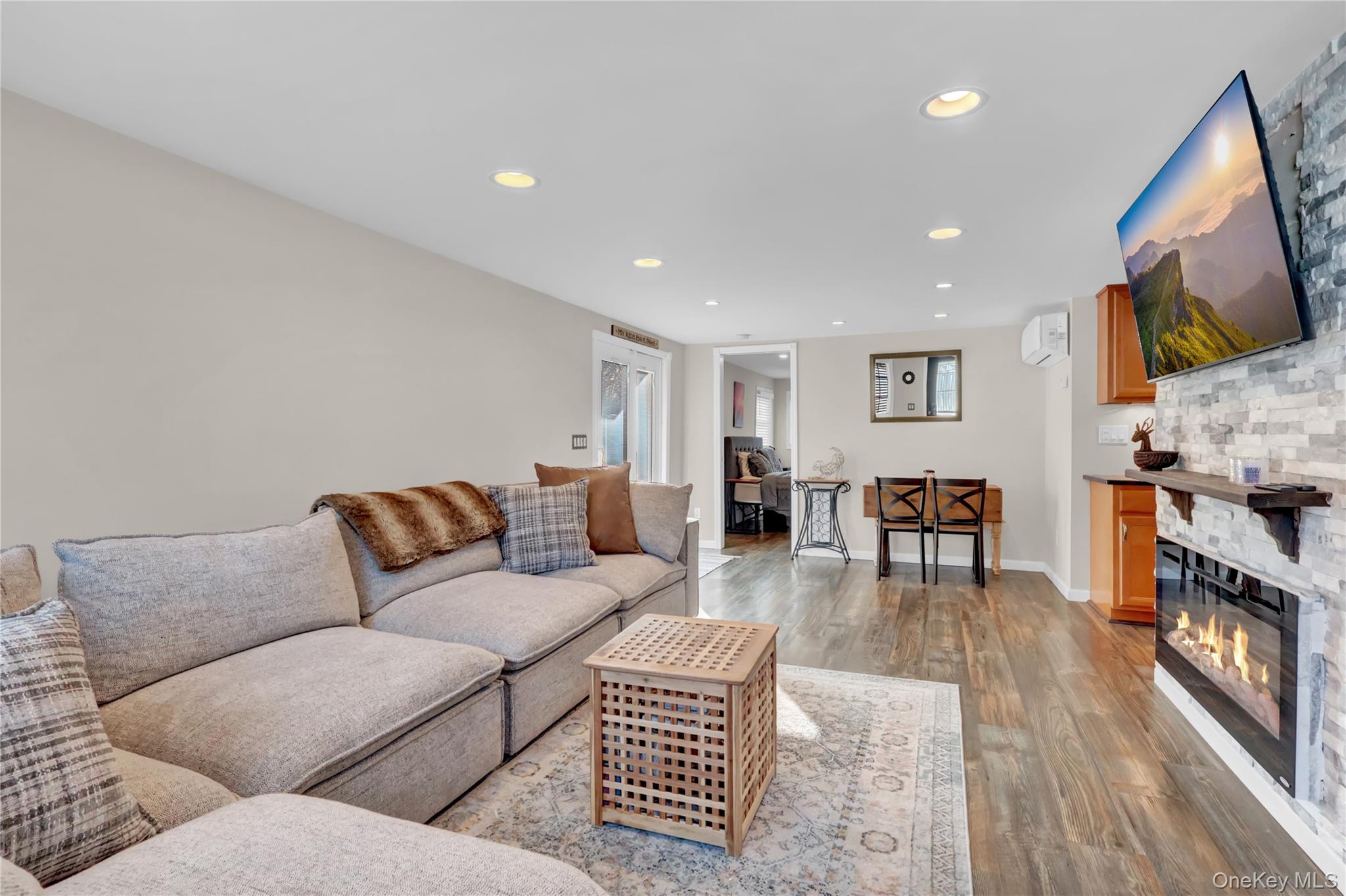 16 Magnolia Drive, Kings Park, NY 11754