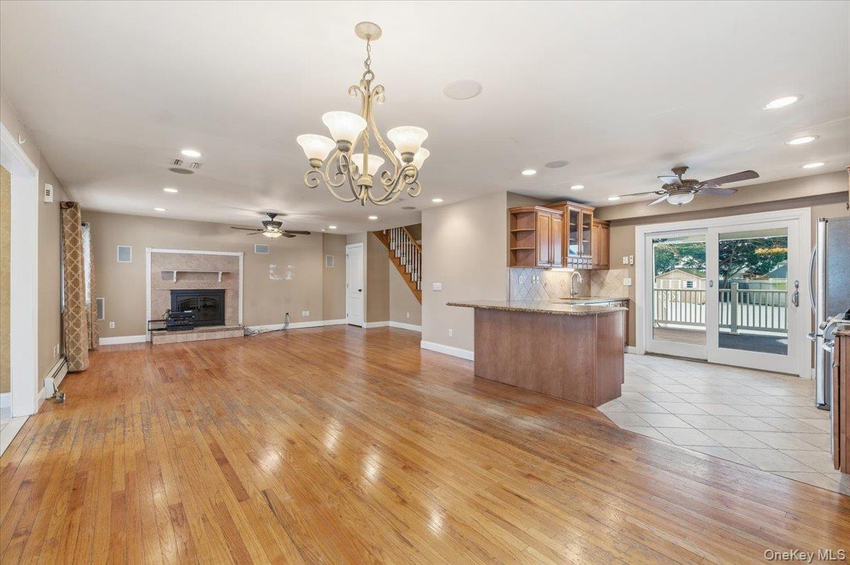 234 S Pershing Avenue, Bethpage, NY 11714