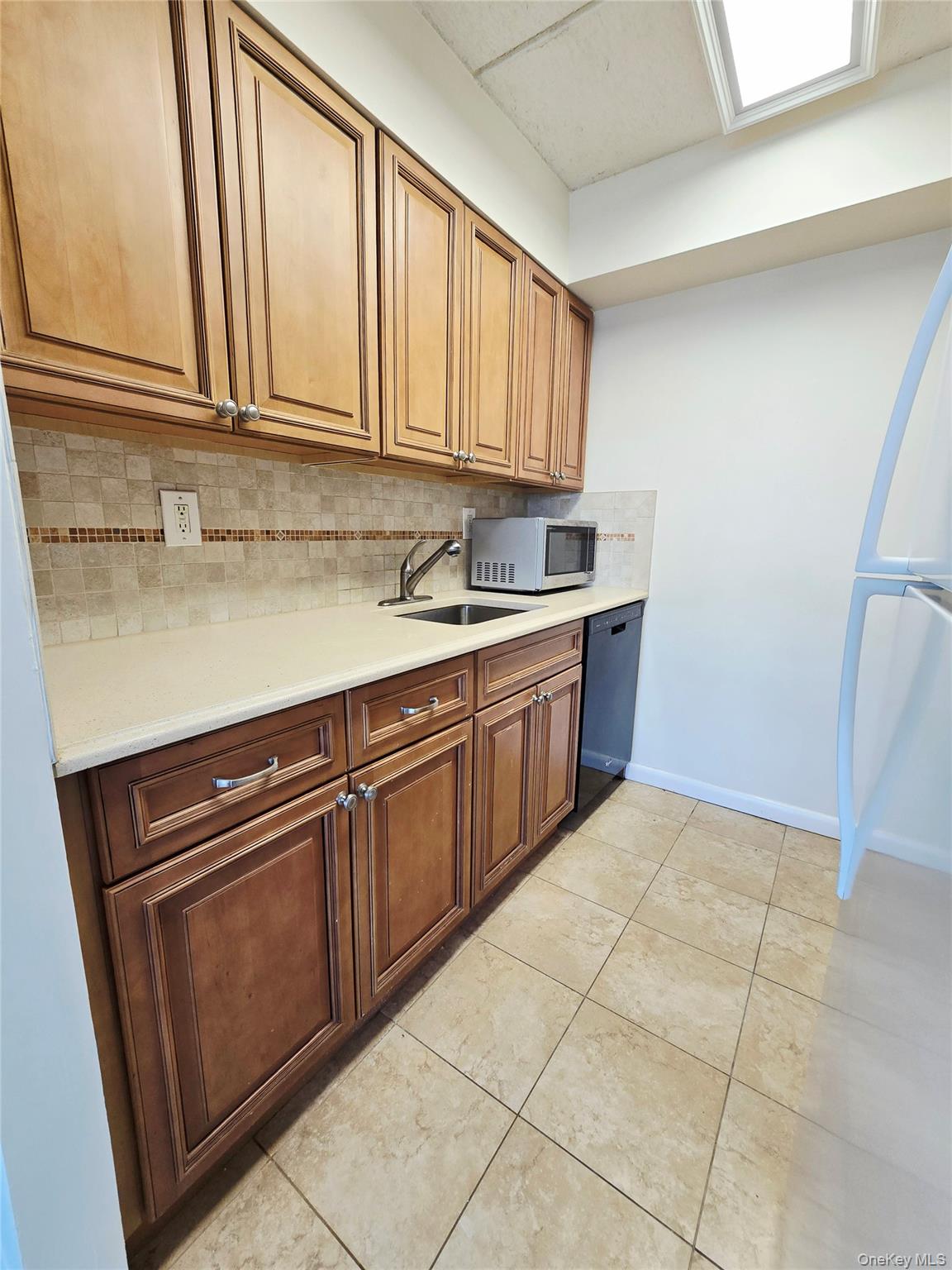 142 Main Street # 3D, Mineola, NY 11501