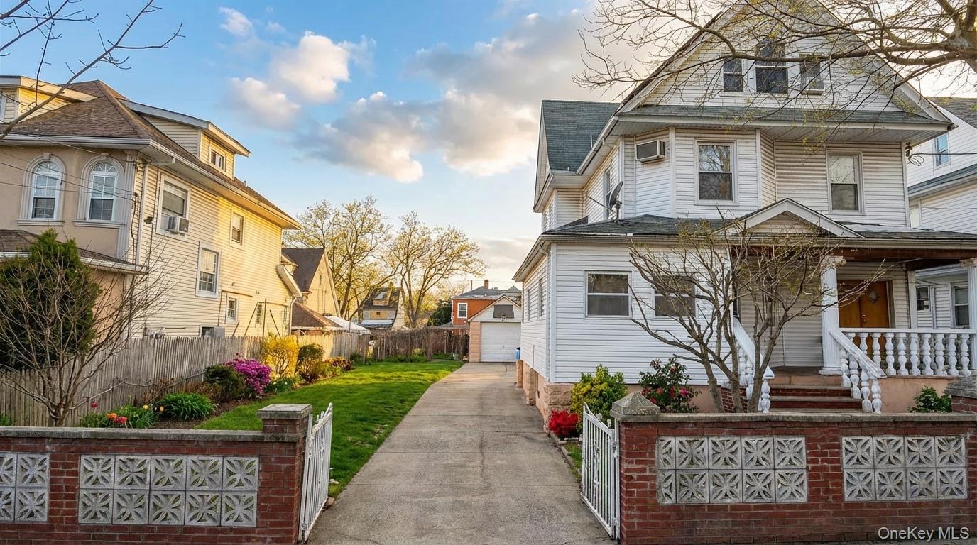 10556 135th Street, Richmond Hill, NY 11419