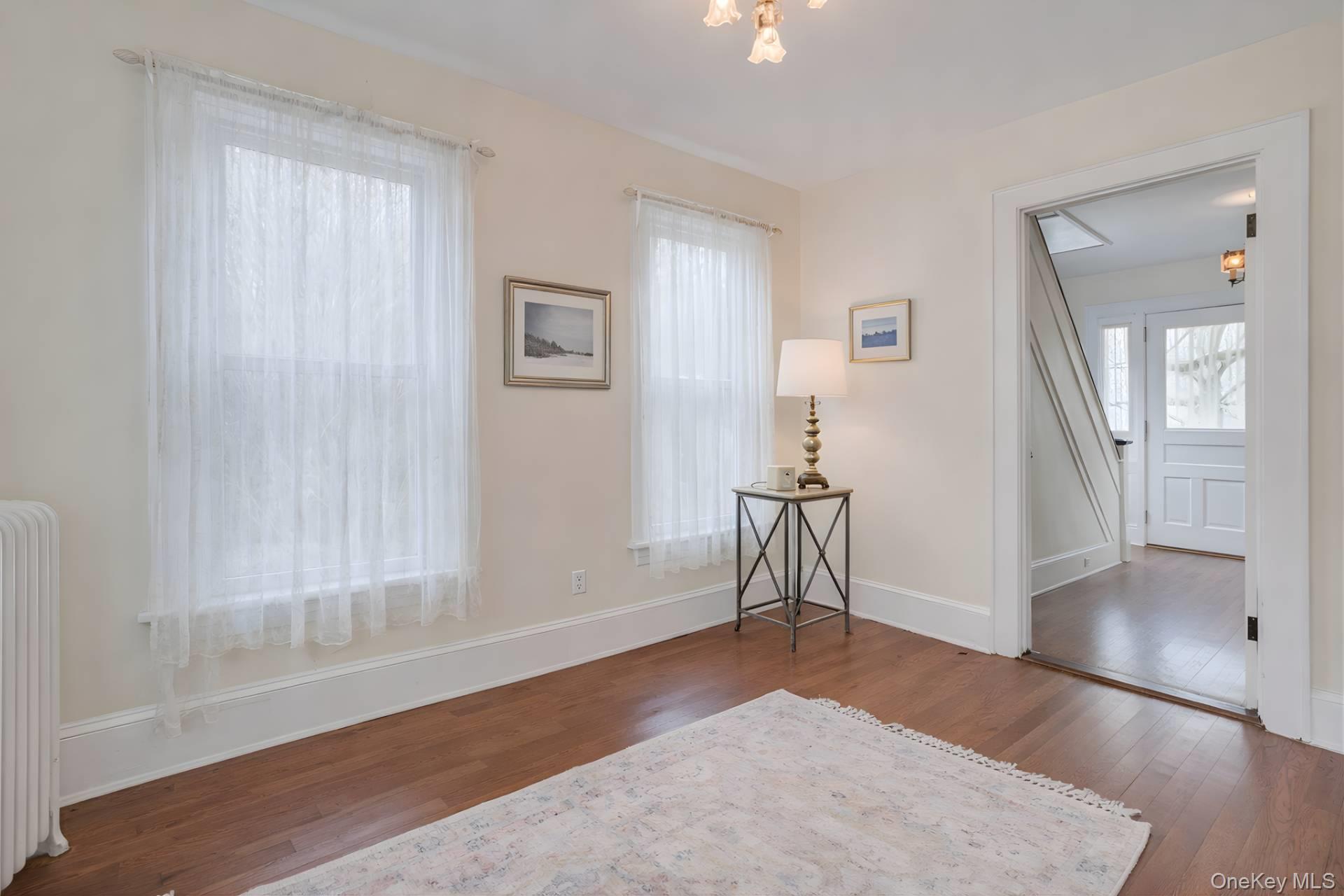 37 Moses Lane, Southampton, NY 11968