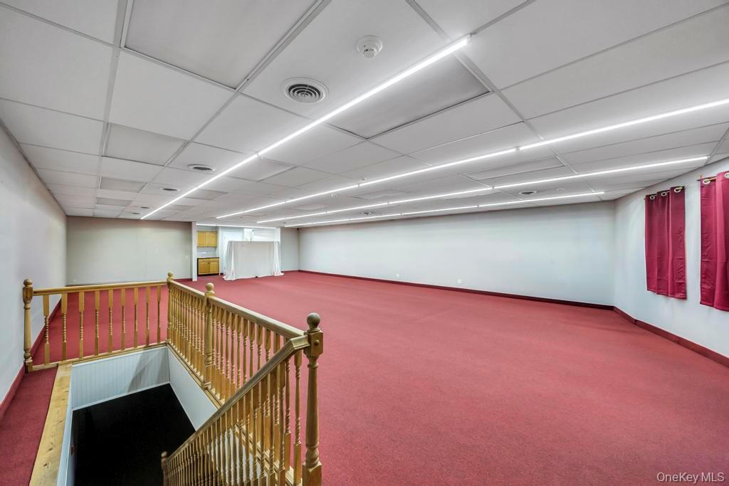 600 Hicksville Road, Bethpage, NY 11714