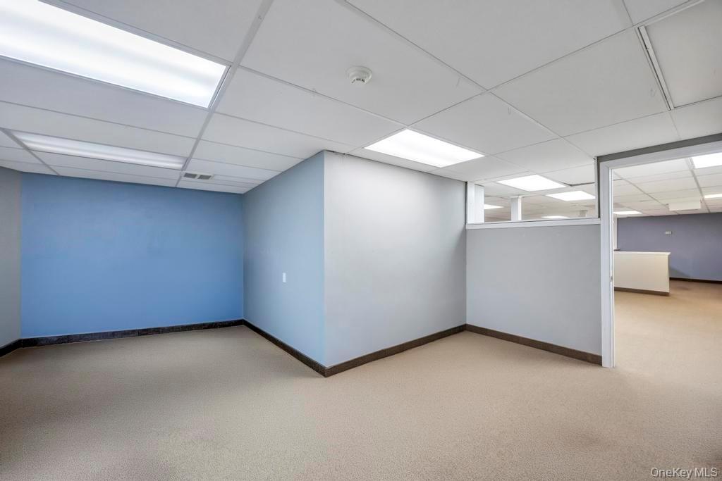 600 Hicksville Road, Bethpage, NY 11714