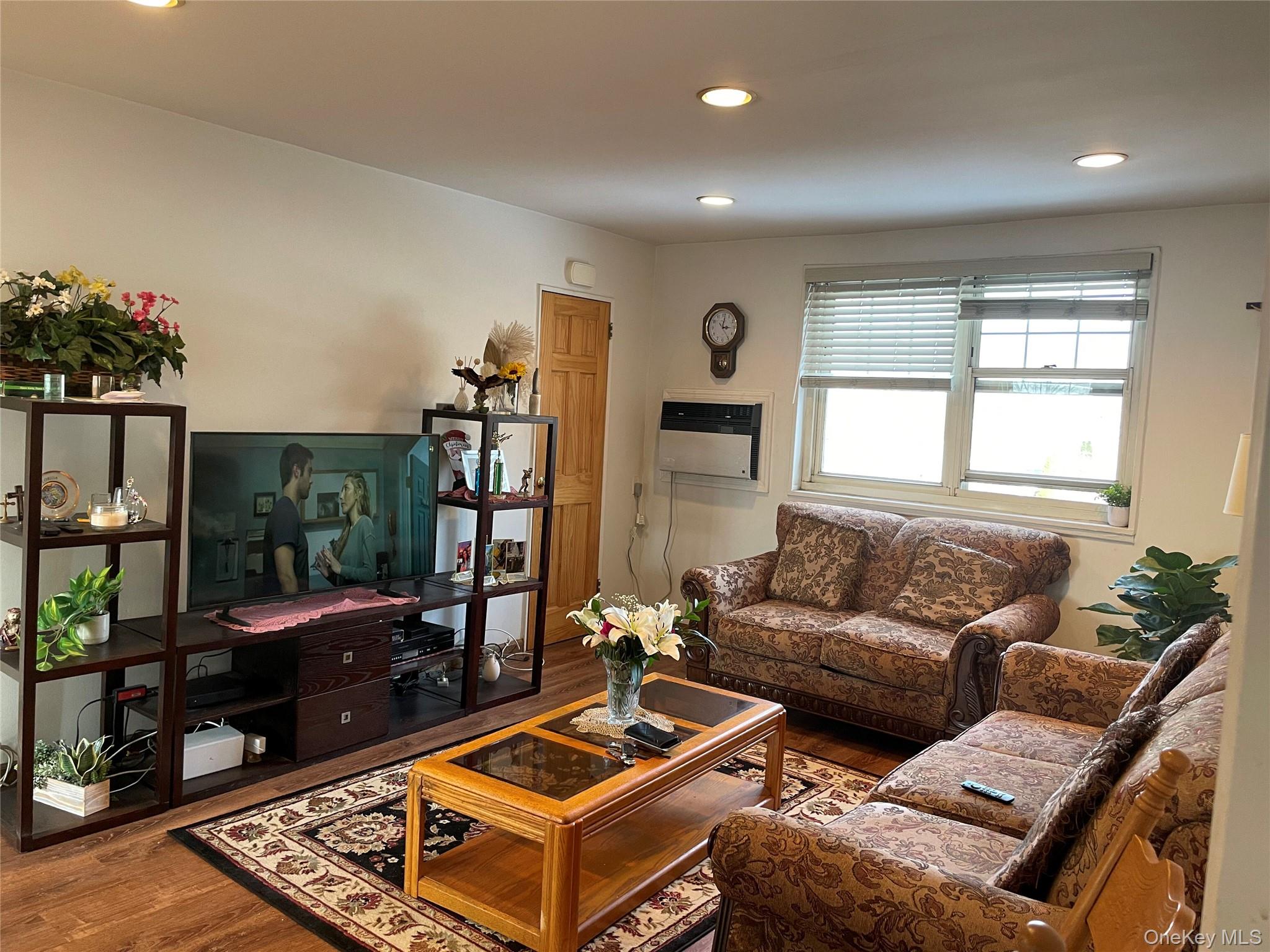 5828 251st Street # Upper Unit, Little Neck, NY 11362